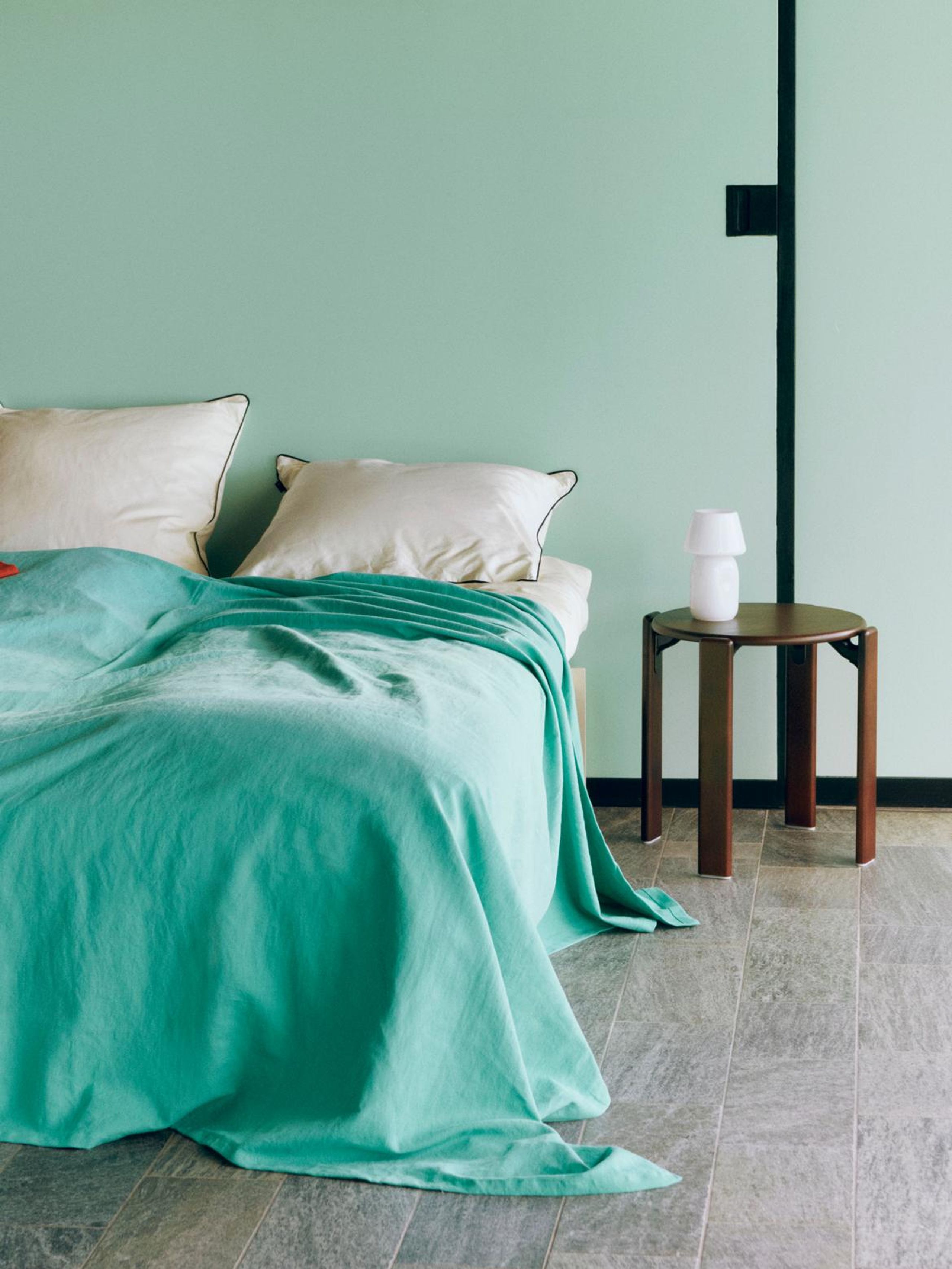 HAY - Pokrowiec na łóżko - Linen Bedspread - 240 x 260 - Emerald green