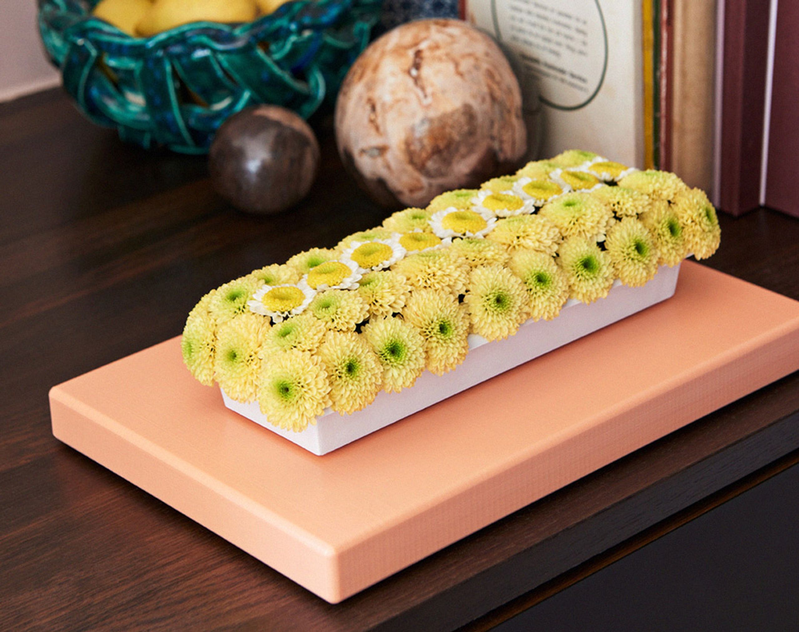 HAY - Cutting Board - Chopping Board - Medium Rectangular - Yellow