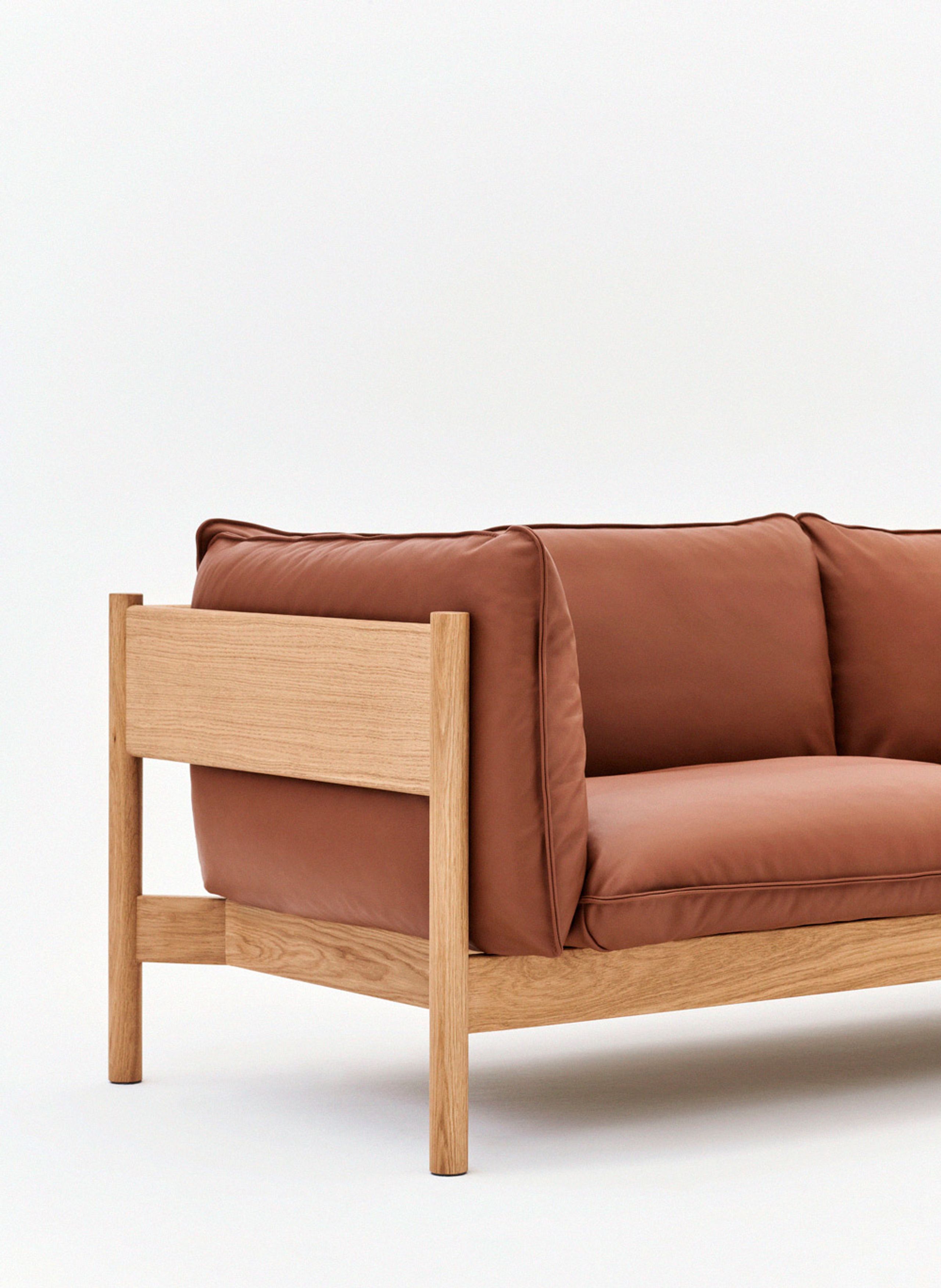 HAY - Canapé 3 personnes - Arbour 2-seater Sofa - Oiled Waxed Walnut / Nevada NV2488S