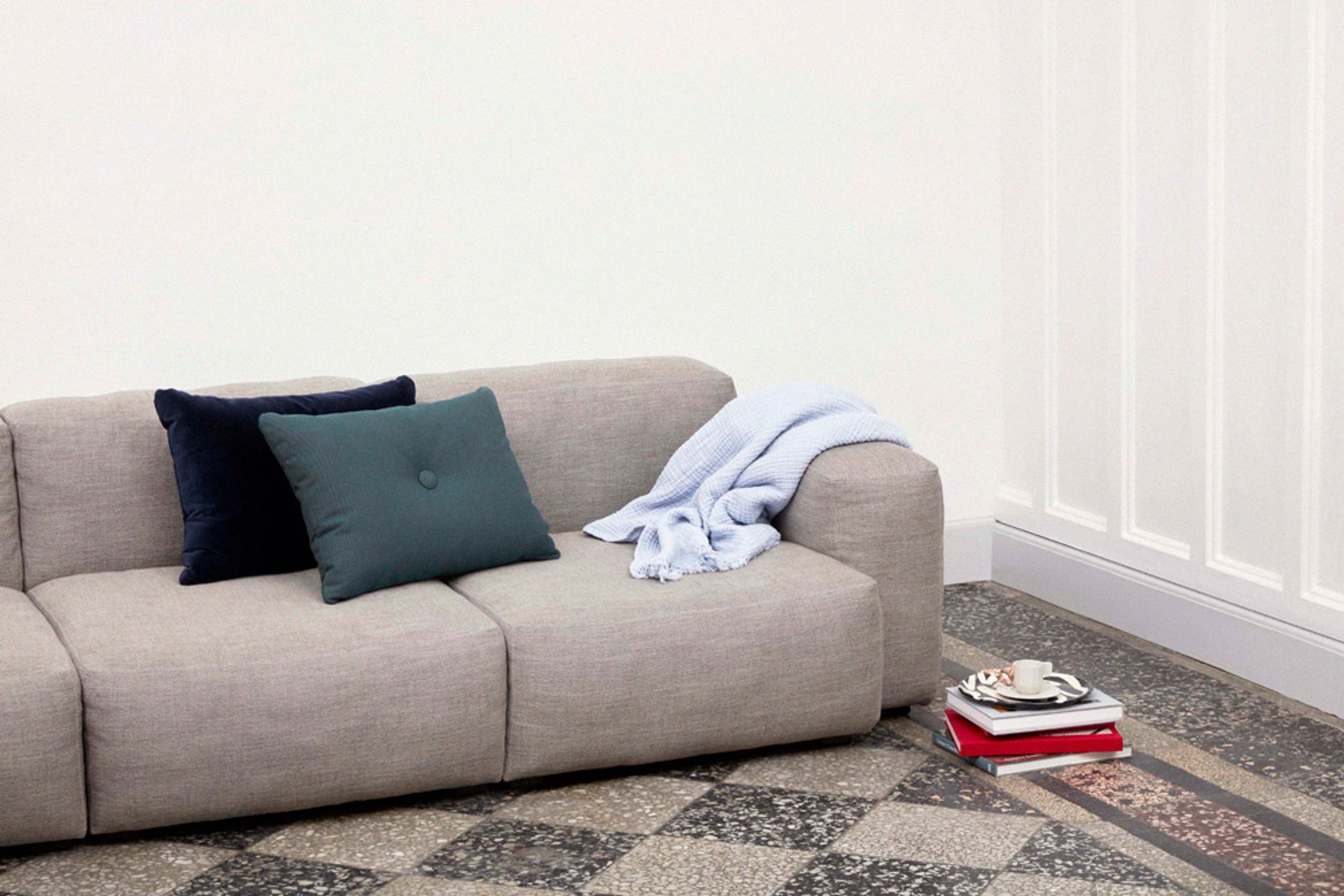 HAY - Sofa - Mags Soft Sofa Low Armrest / 2.5 Seater - Combination 1 / Olavi by HAY 01