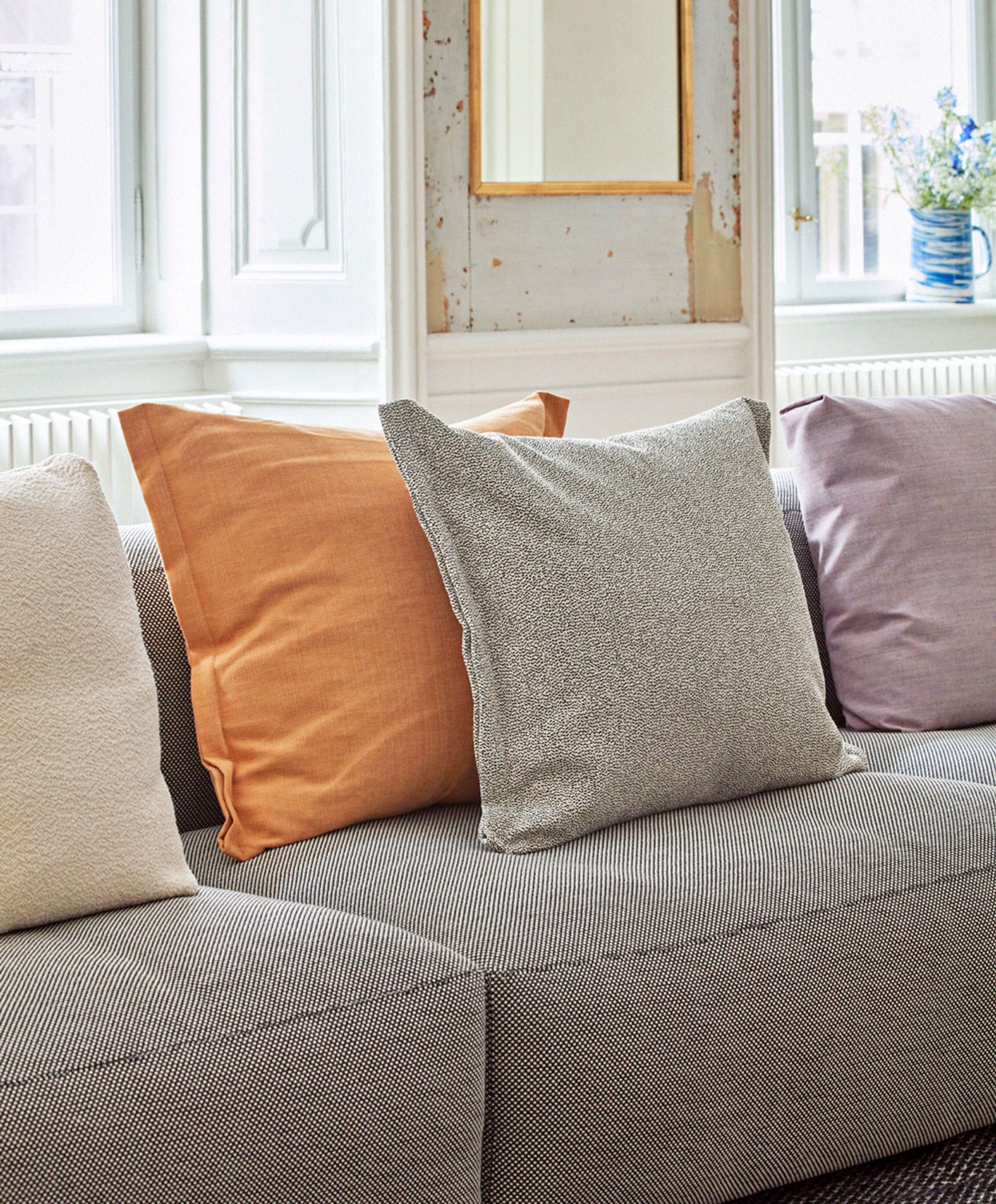 HAY - Sofa - Mags Soft Sofa Low Armrest / 2.5 Seater - Combination 1 / Olavi by HAY 01