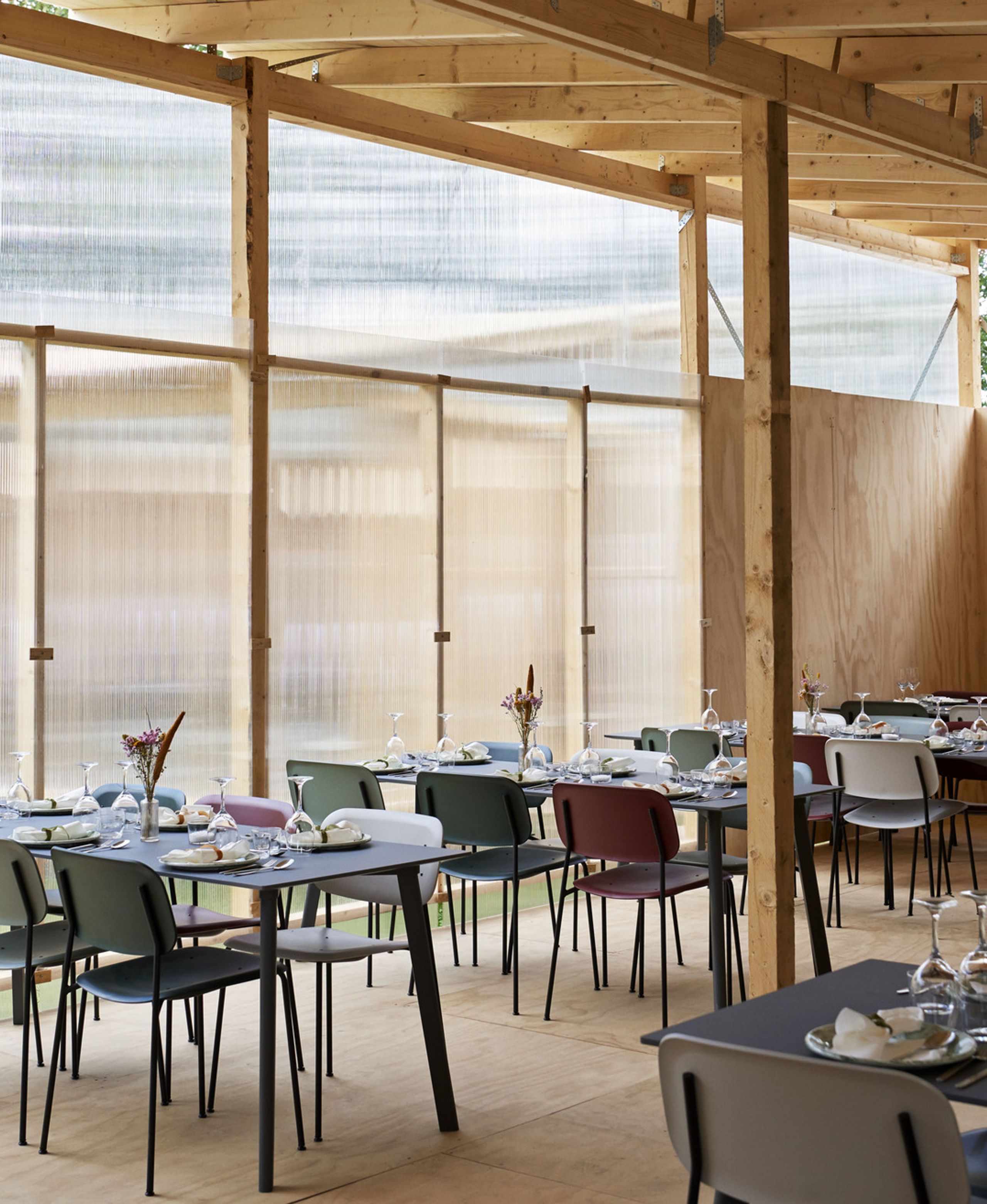 HAY - Esstisch - CPH Deux 210 2.0 - Ink Black Laminate / Lacquered Oak - 200