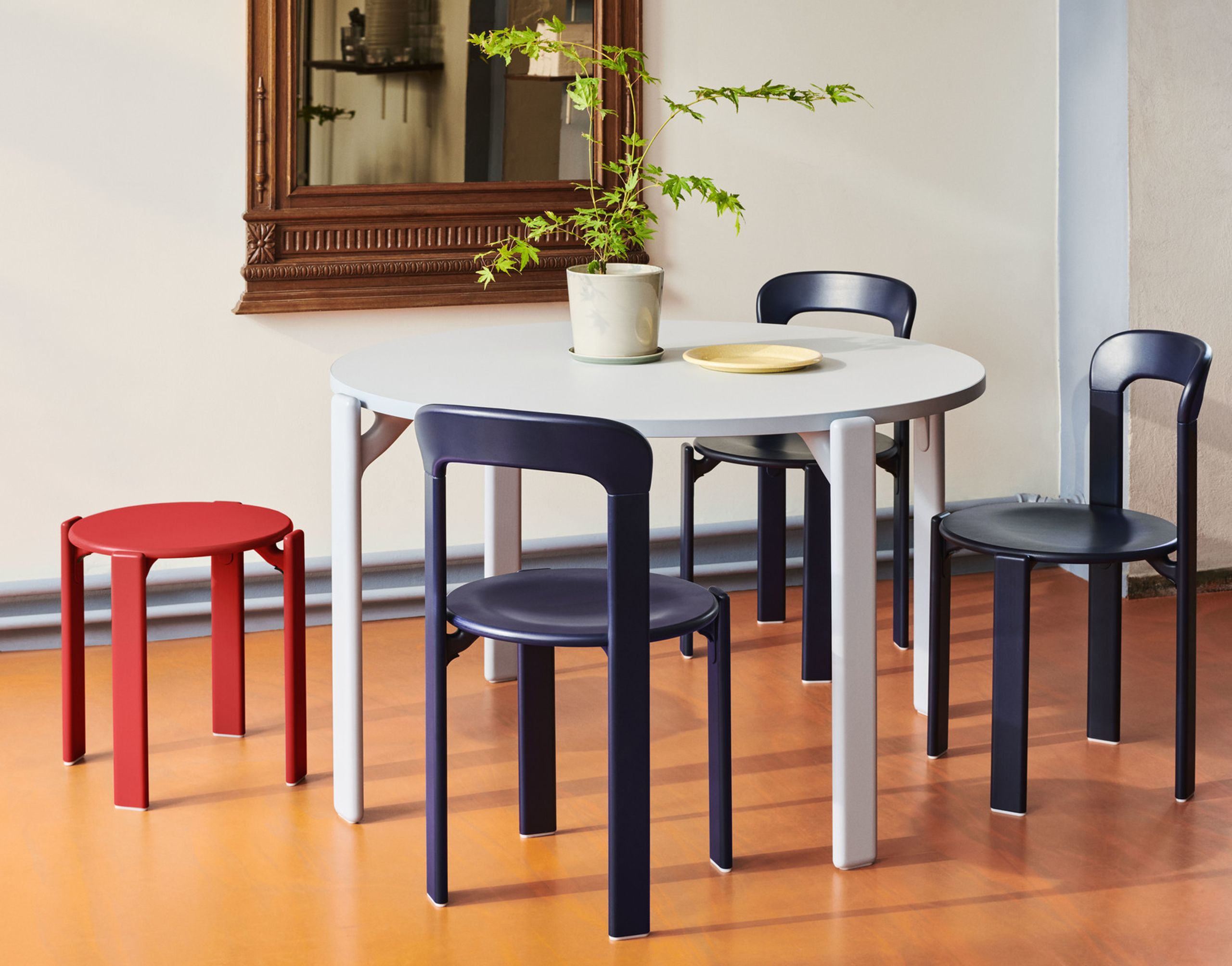 HAY - Dining Table - Rey table - Deep black / Vulcano laminate