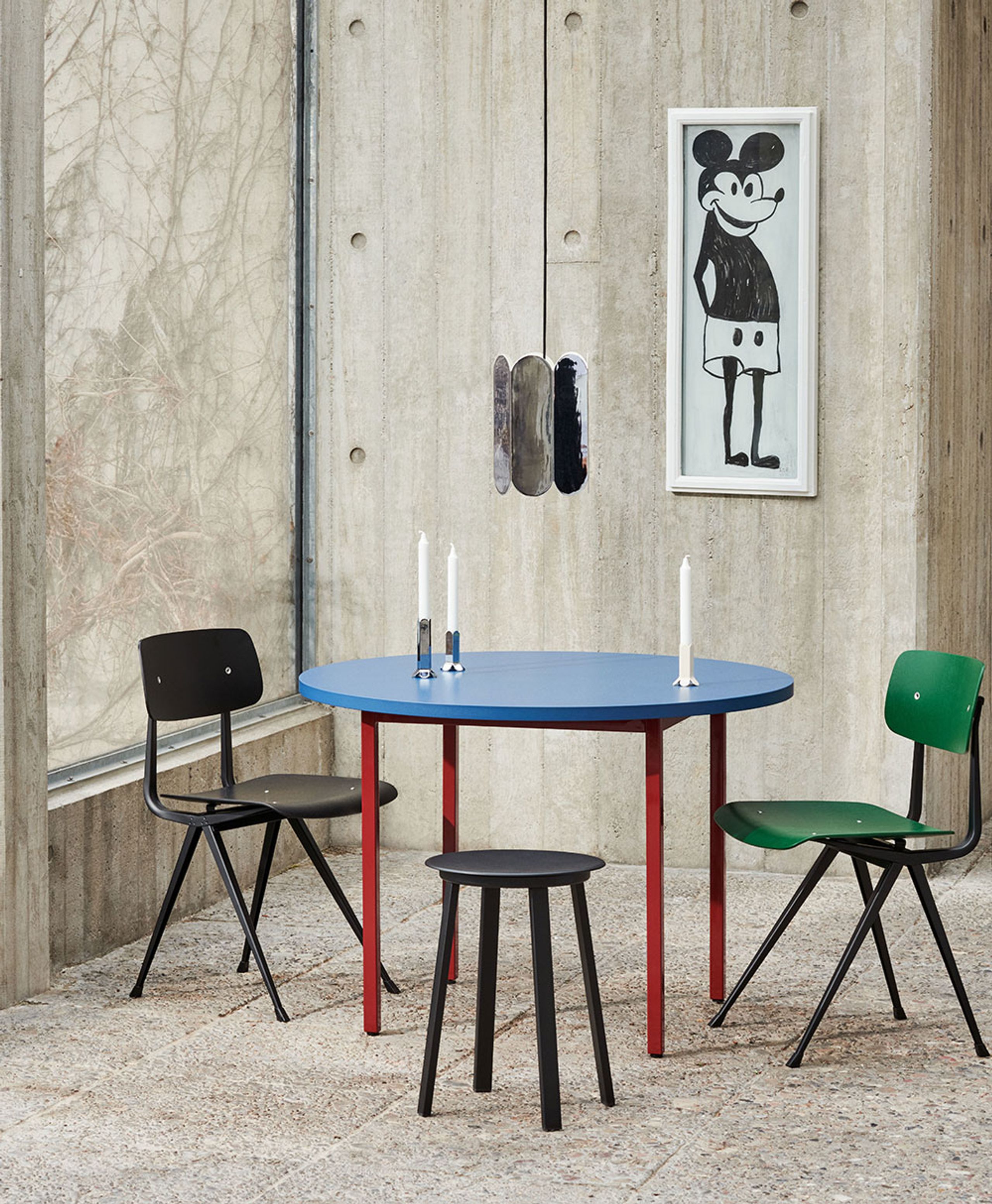 HAY - Dining Table - Two-Colour Table - Round - Maroon Red/Blue