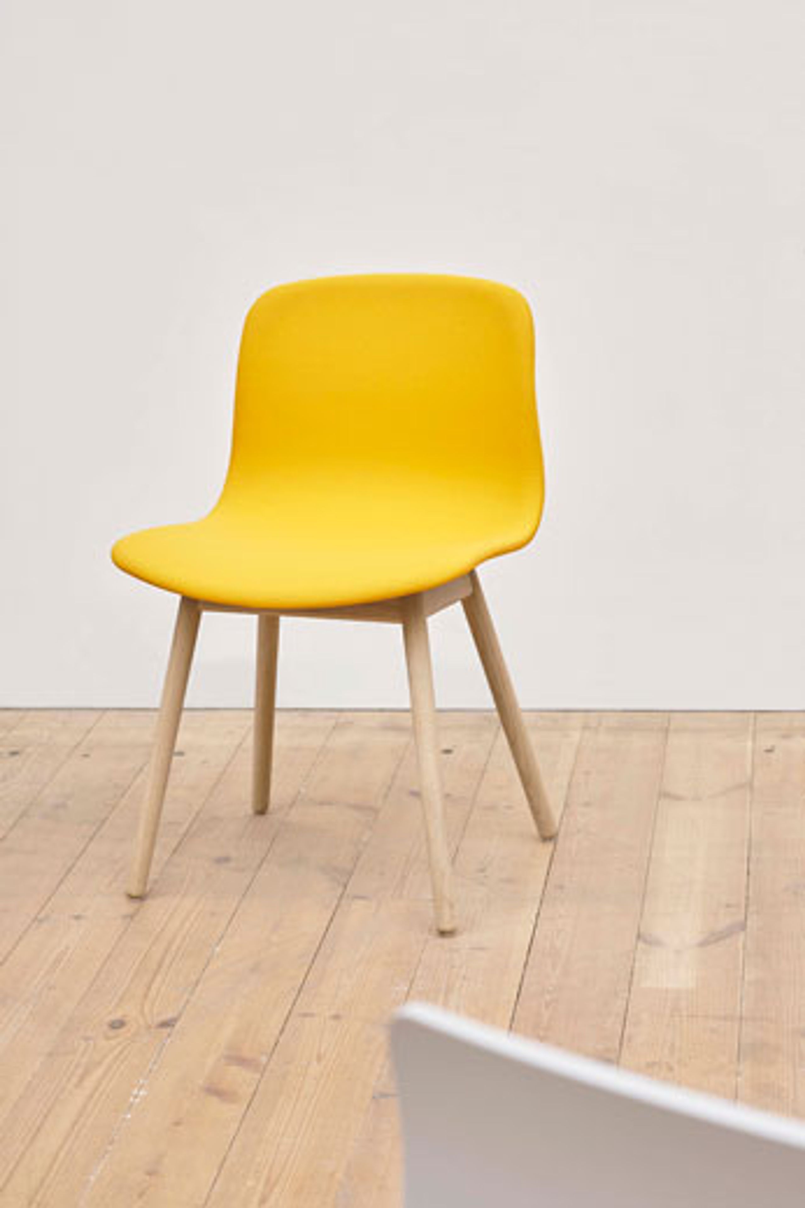 HAY - Cadeira de jantar - AAC 13 - Full Upholstery | New Edition - Steelcut 190