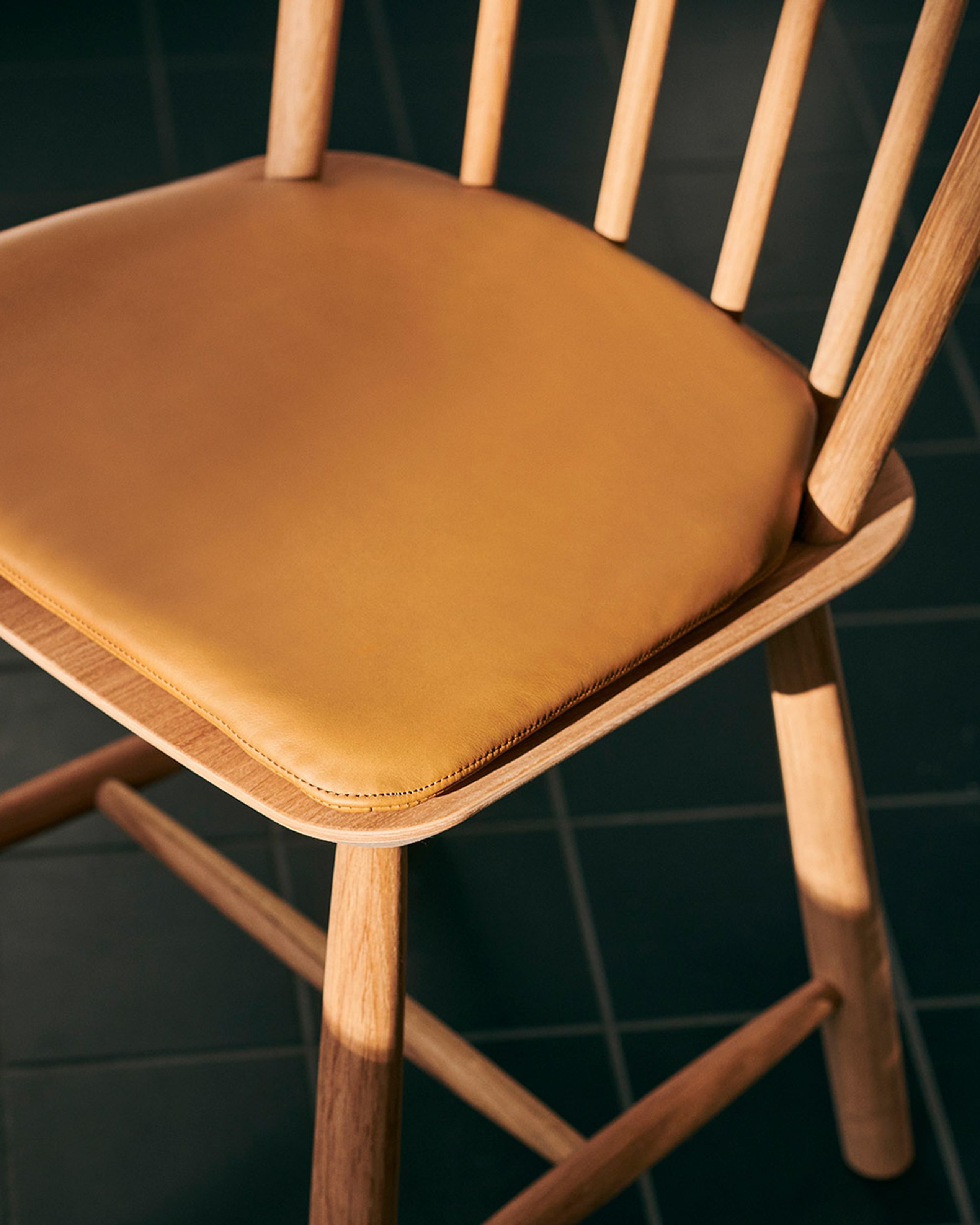 HAY - Esstischstuhl - J41 by Børge Mogensen - Sage Water-Based Lacquered Beech