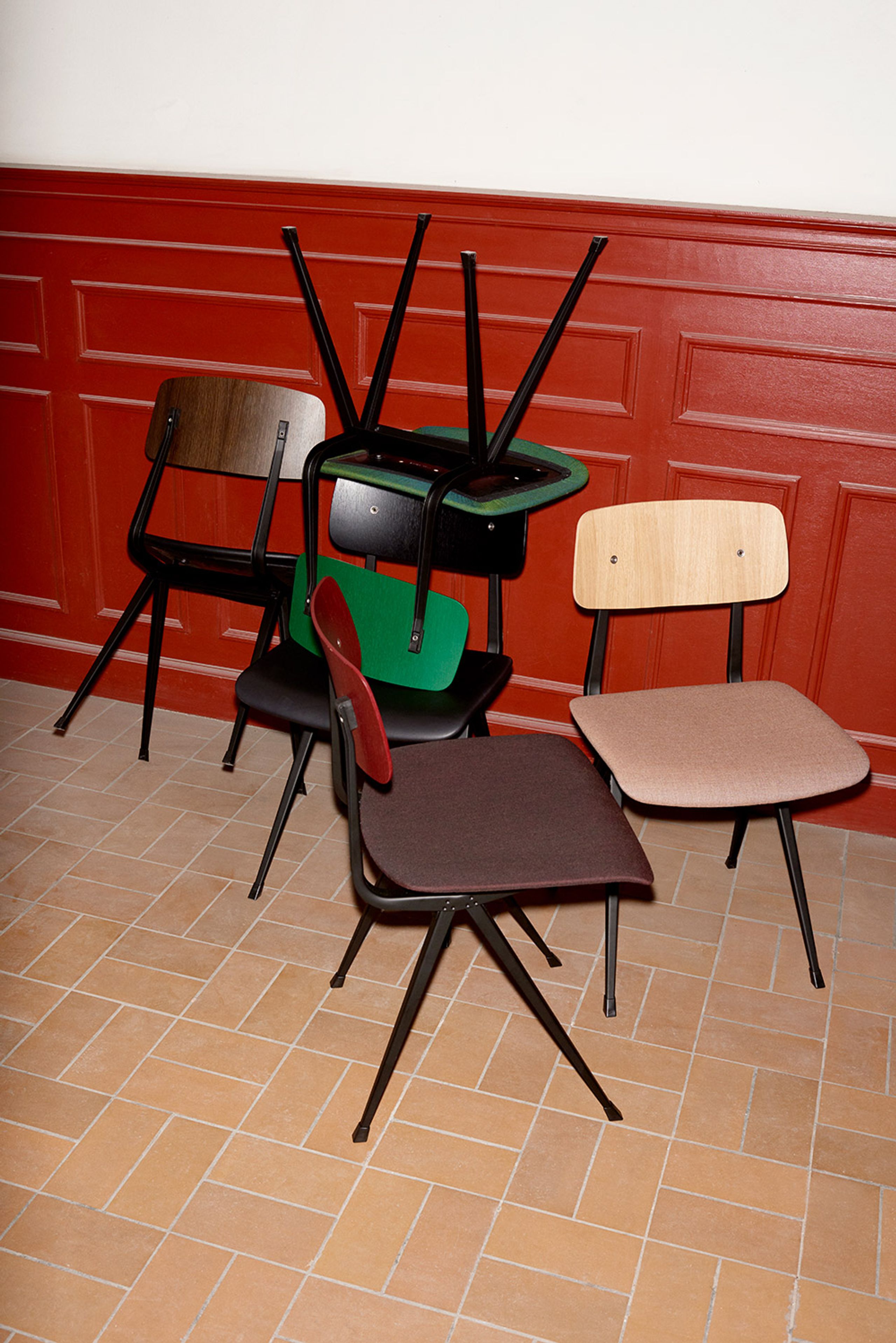 HAY - Esstischstuhl - Result Chair / Full Upholstery - Sense Black / Black