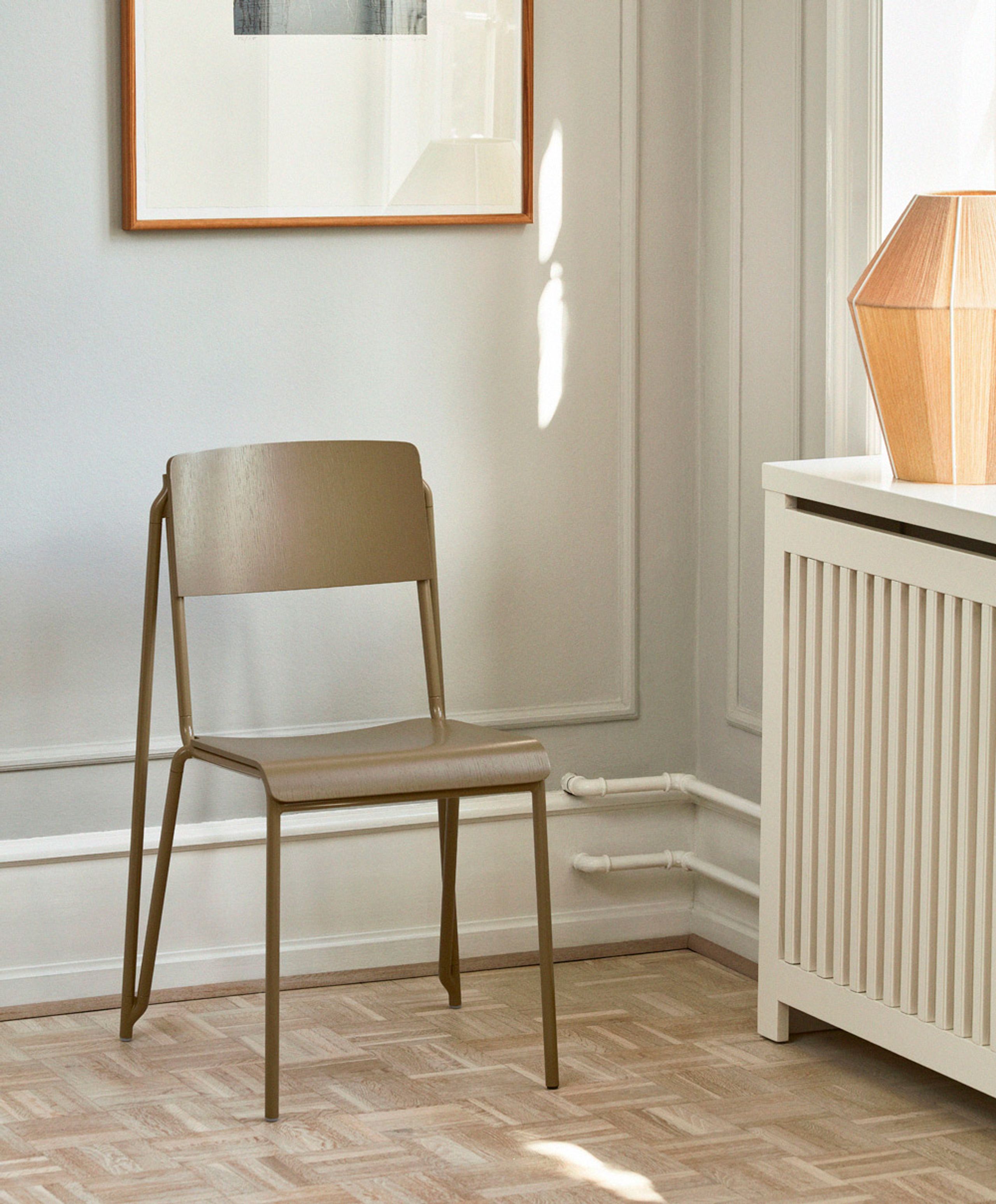 HAY - Chair - Petit Standard - Matt Lacquered Oak / Black Steel