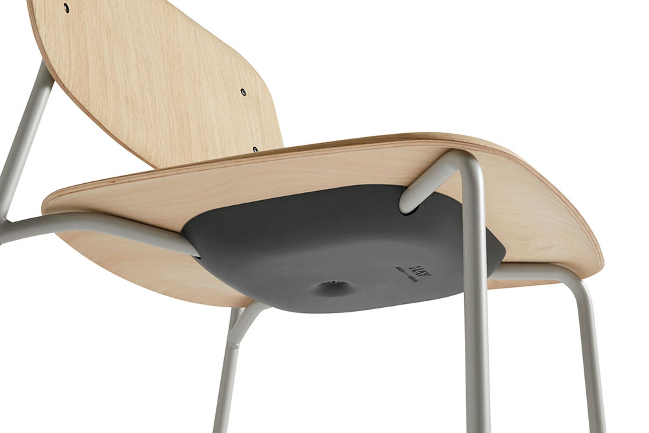 HAY - Chair - Soft Edge 10 - Lacquered Oak/Black Steel