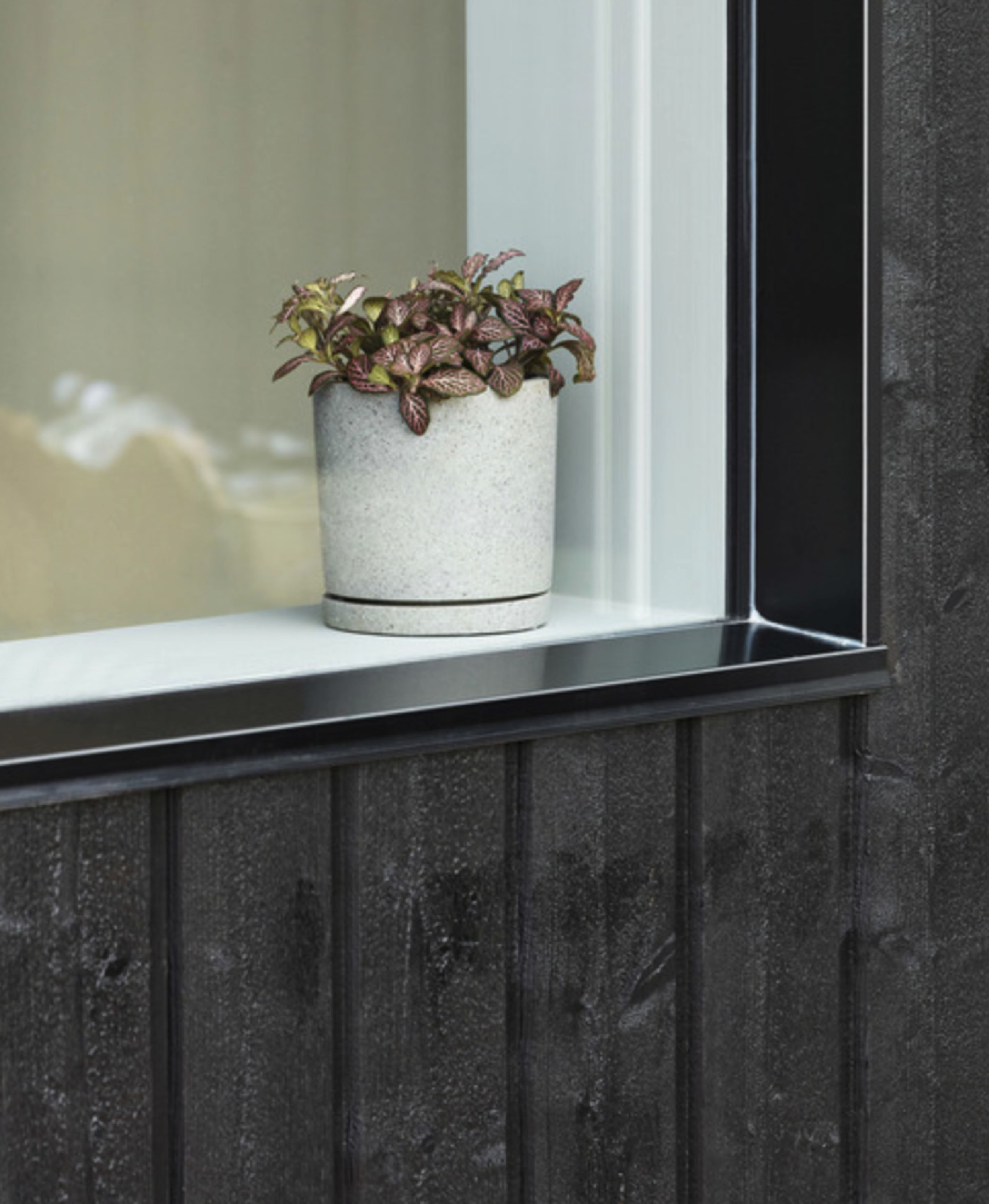 HAY - Pot de fleurs - Plant Pot with Saucer - Grey M