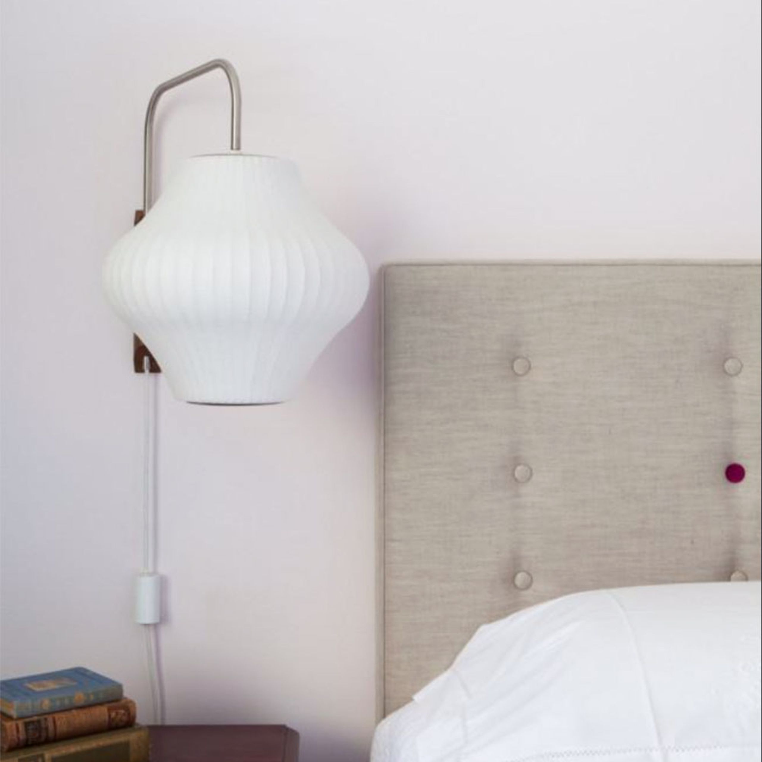 HAY - Wall lamp - Nelson Pear Wall Sconce - Small