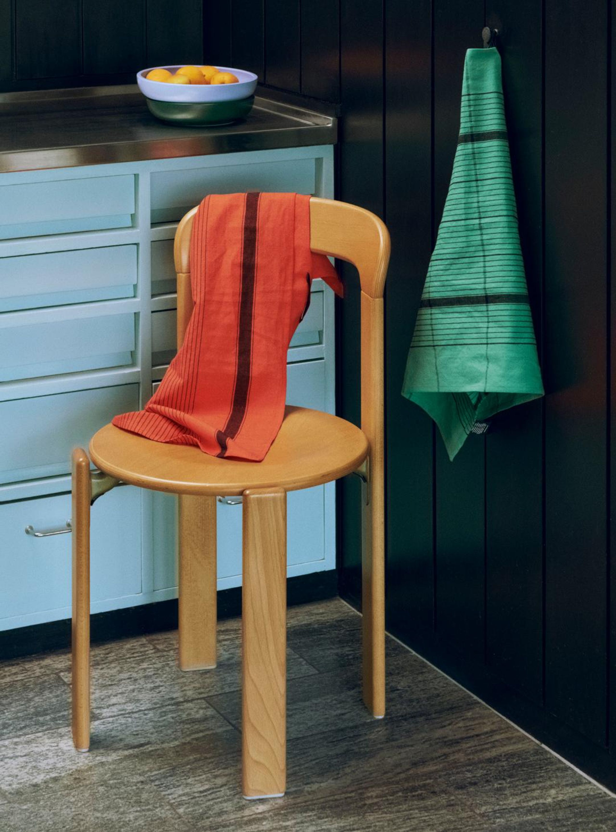 HAY - Ręcznik do herbaty - Linear Tea Towel - W52 x L80 - Warm red