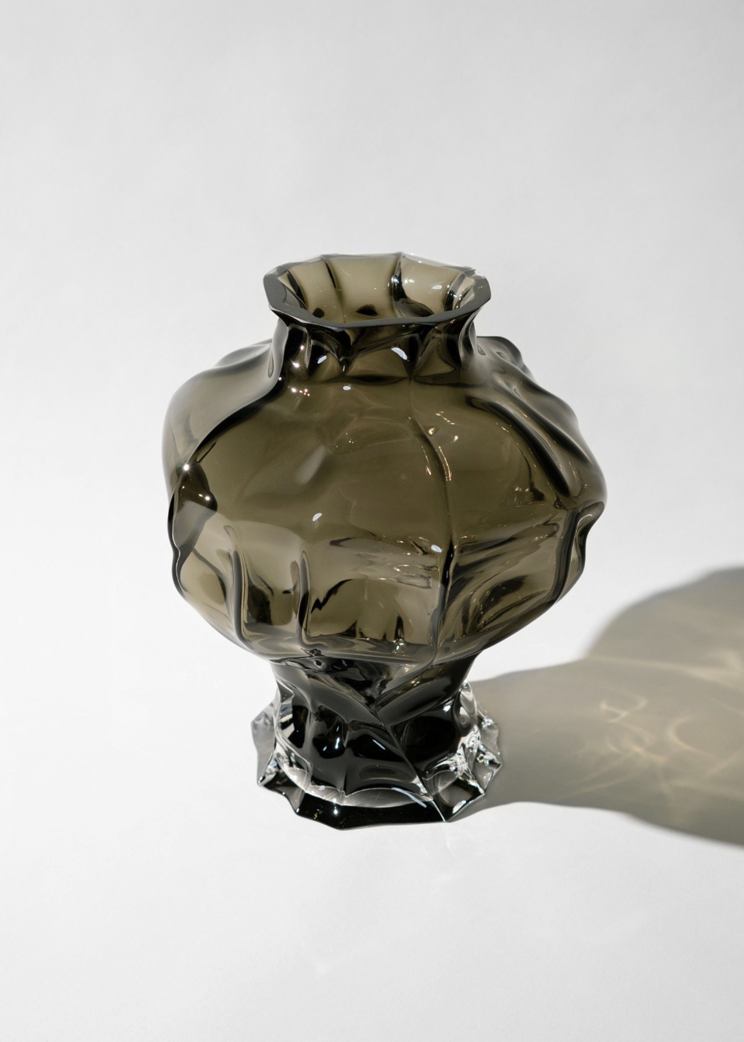 Hein Studio - Vase - Ammonit Large - New Smoke