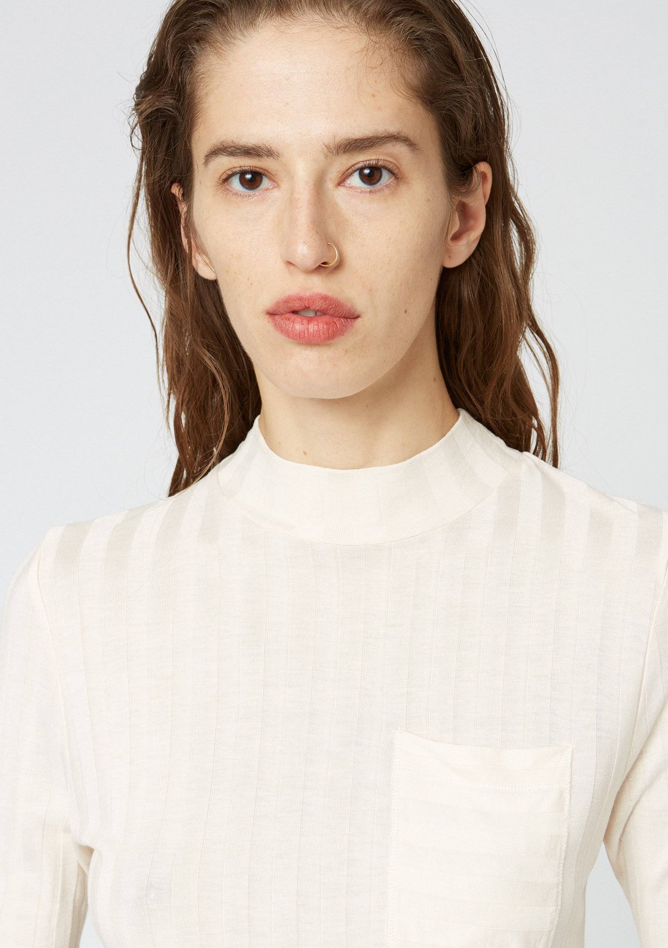 HOPE - T-shirt - Mock Tee - Offwhite