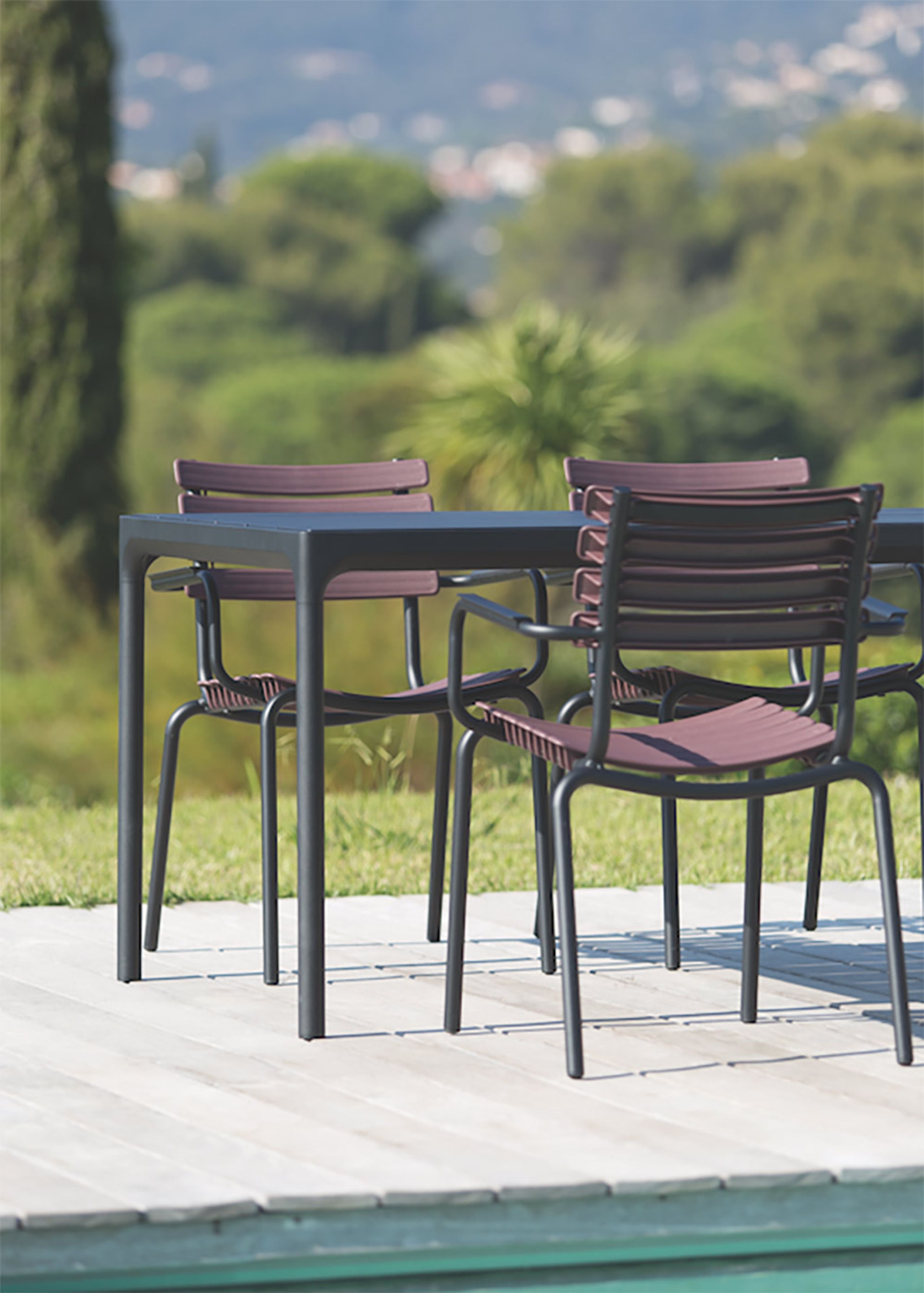 HOUE - Tafel - FOUR Table - Black/Black Aluminium 90x160