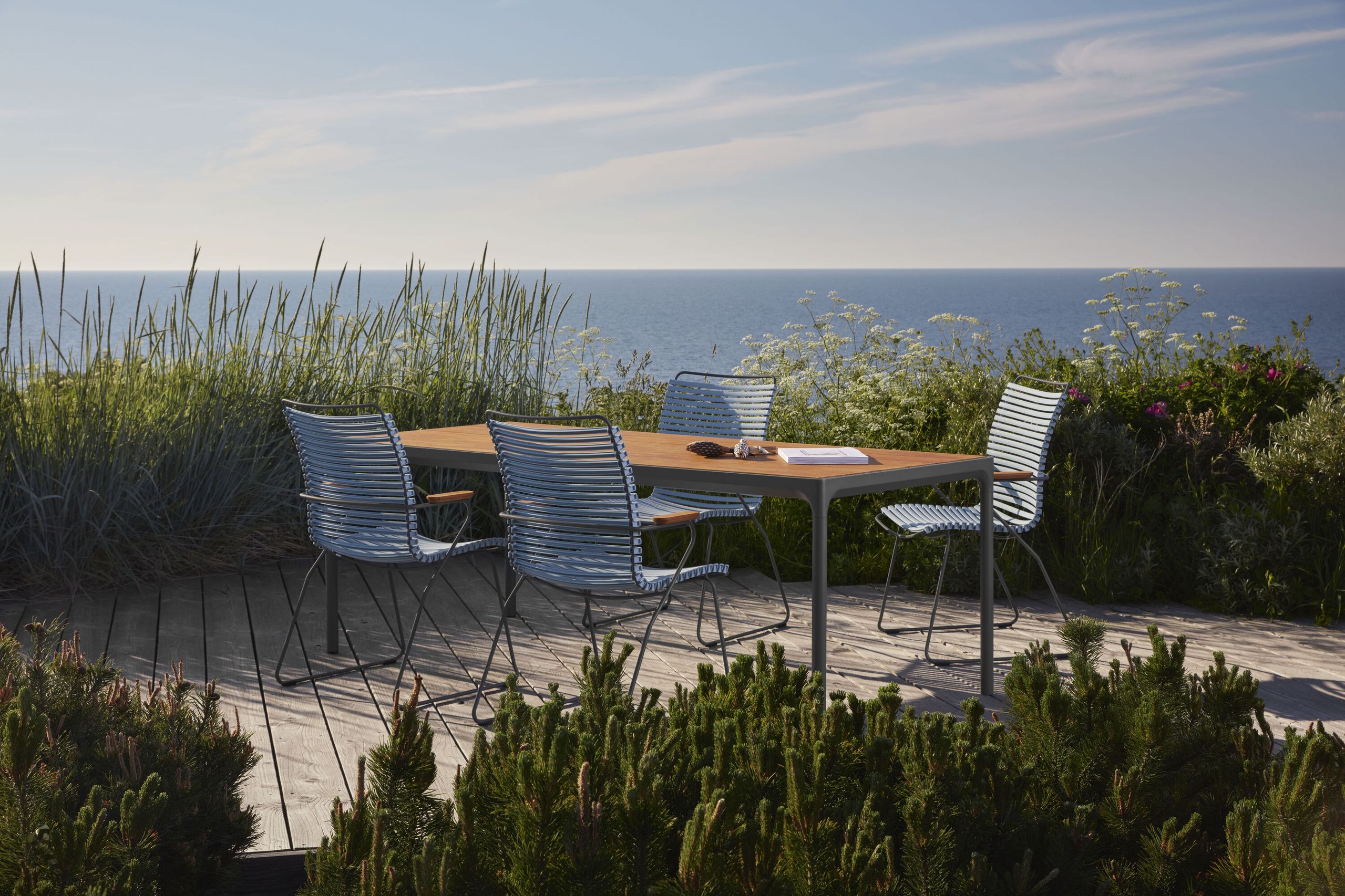 HOUE - Krzesło ogrodowe - Click Dining Chair Tall Back - Color: Multi color 2 / Frame: Grey / Armrest: Bamboo