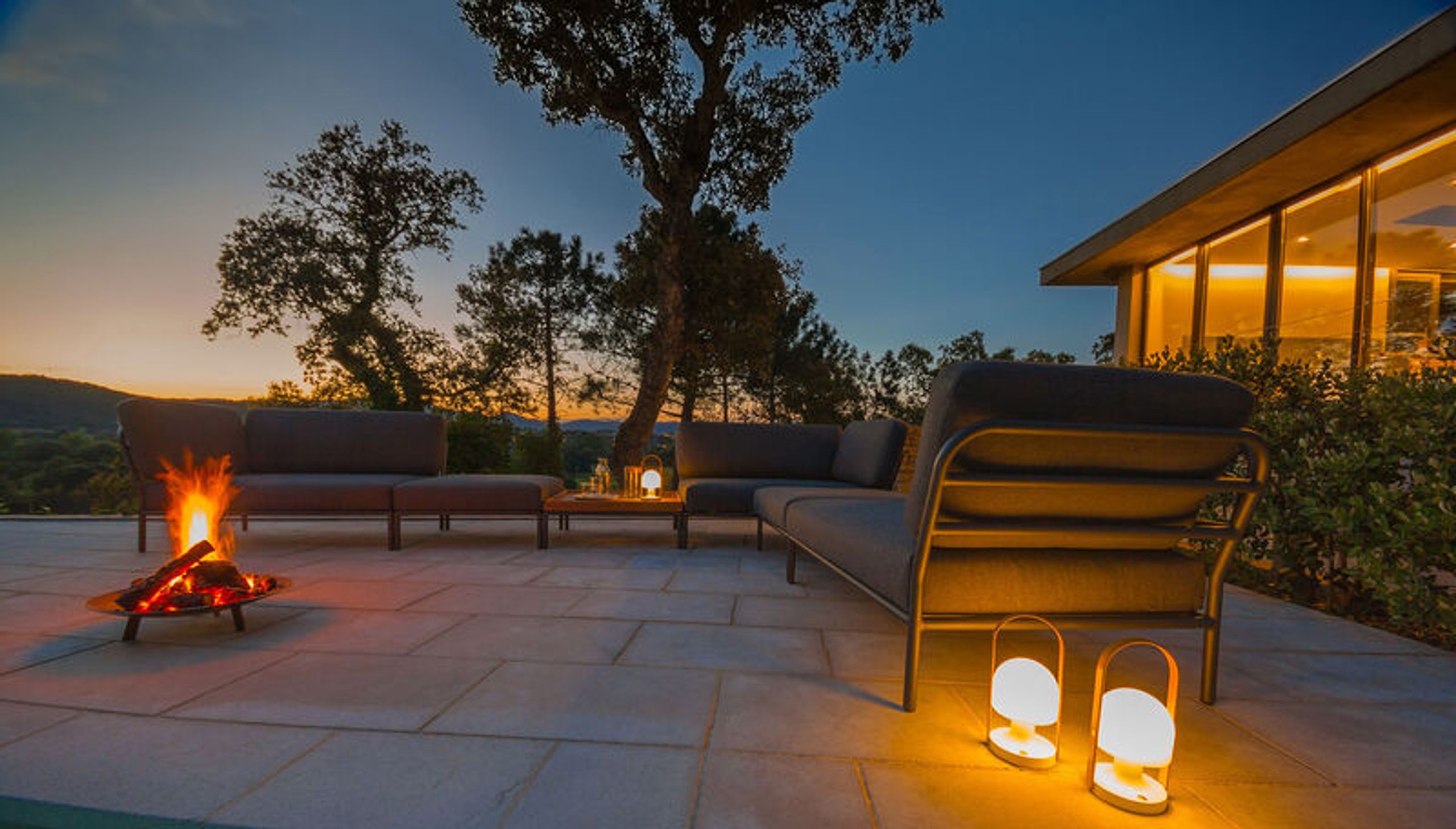 HOUE - Lounger - LEVEL / Chaiselong - Scarlet/Muted White