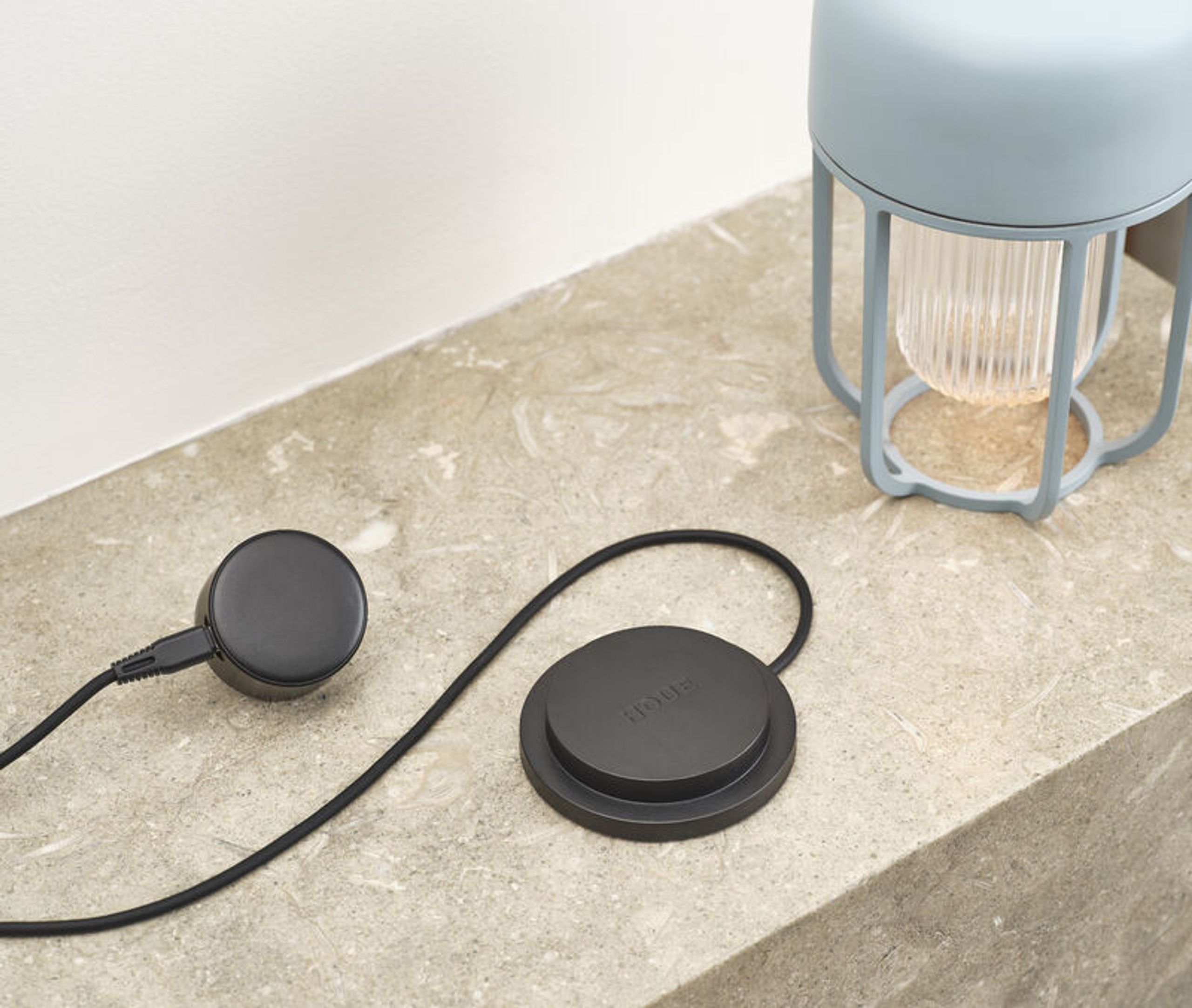 HOUE - Przenośna lampa - Light No.1 Portable Outdoor Lamp - Powder