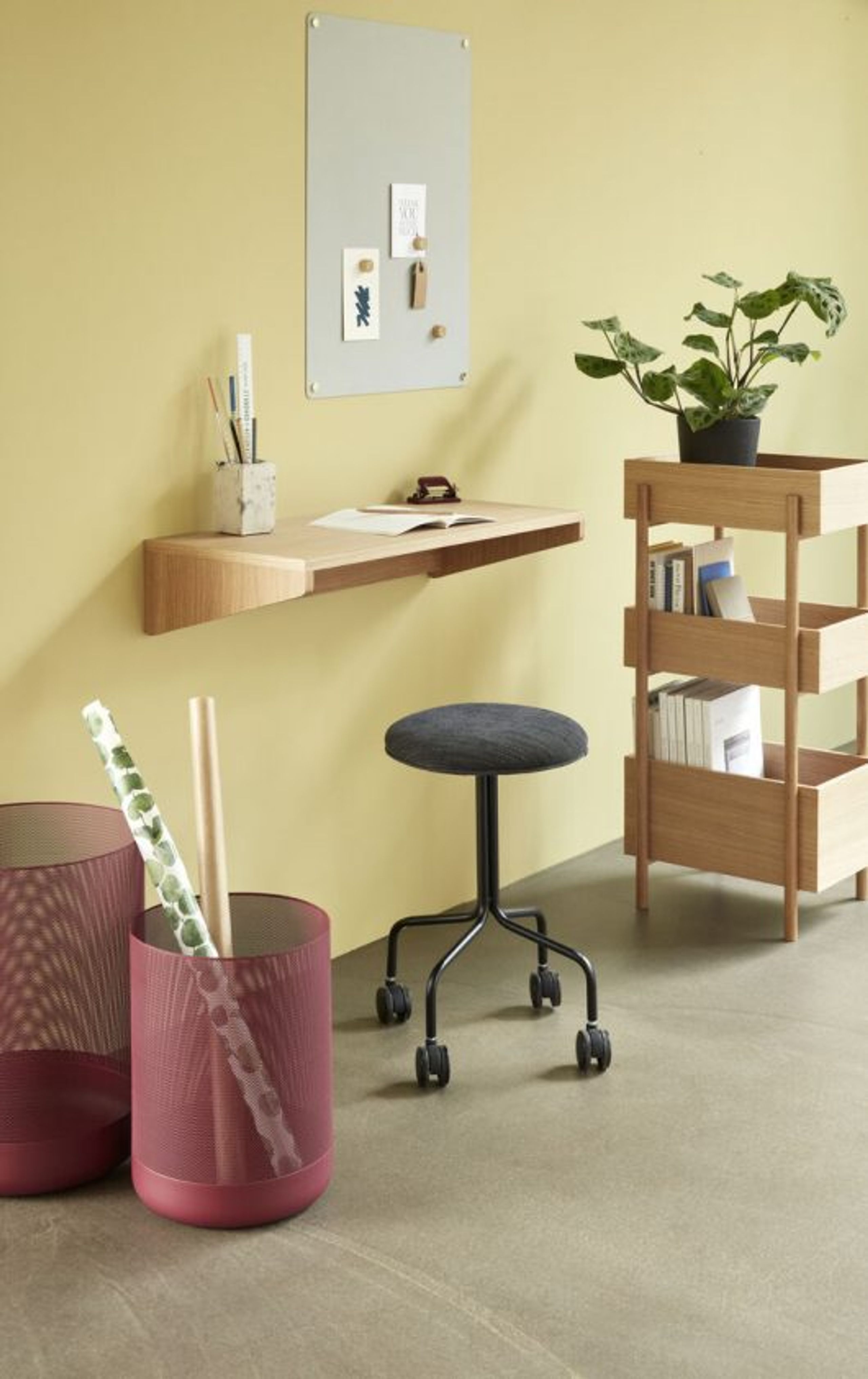 Hübsch - Tray table - Stack Console Table - Oak