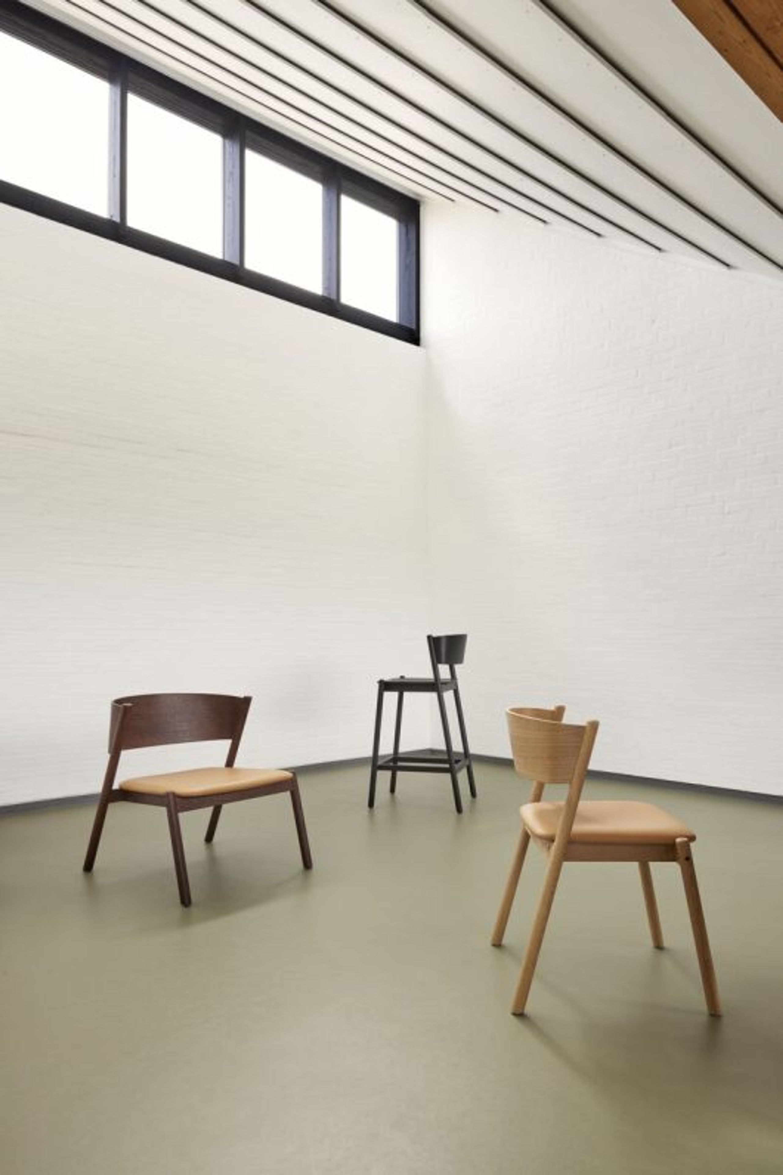 Hübsch - Barstol - Oblique Bar Stool - Natur