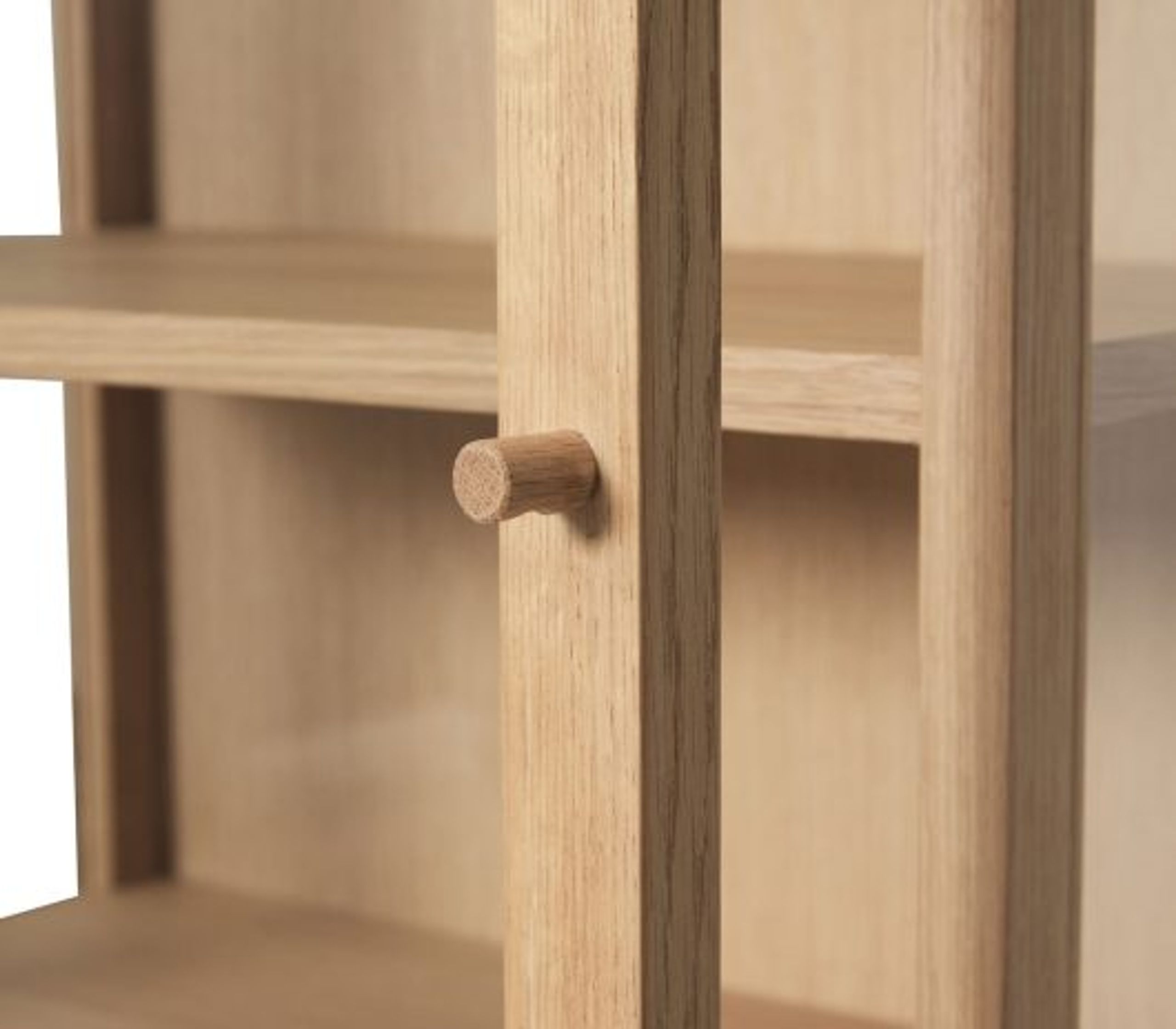 Hübsch - Cabinet - Kaiser Cabinet - Oak