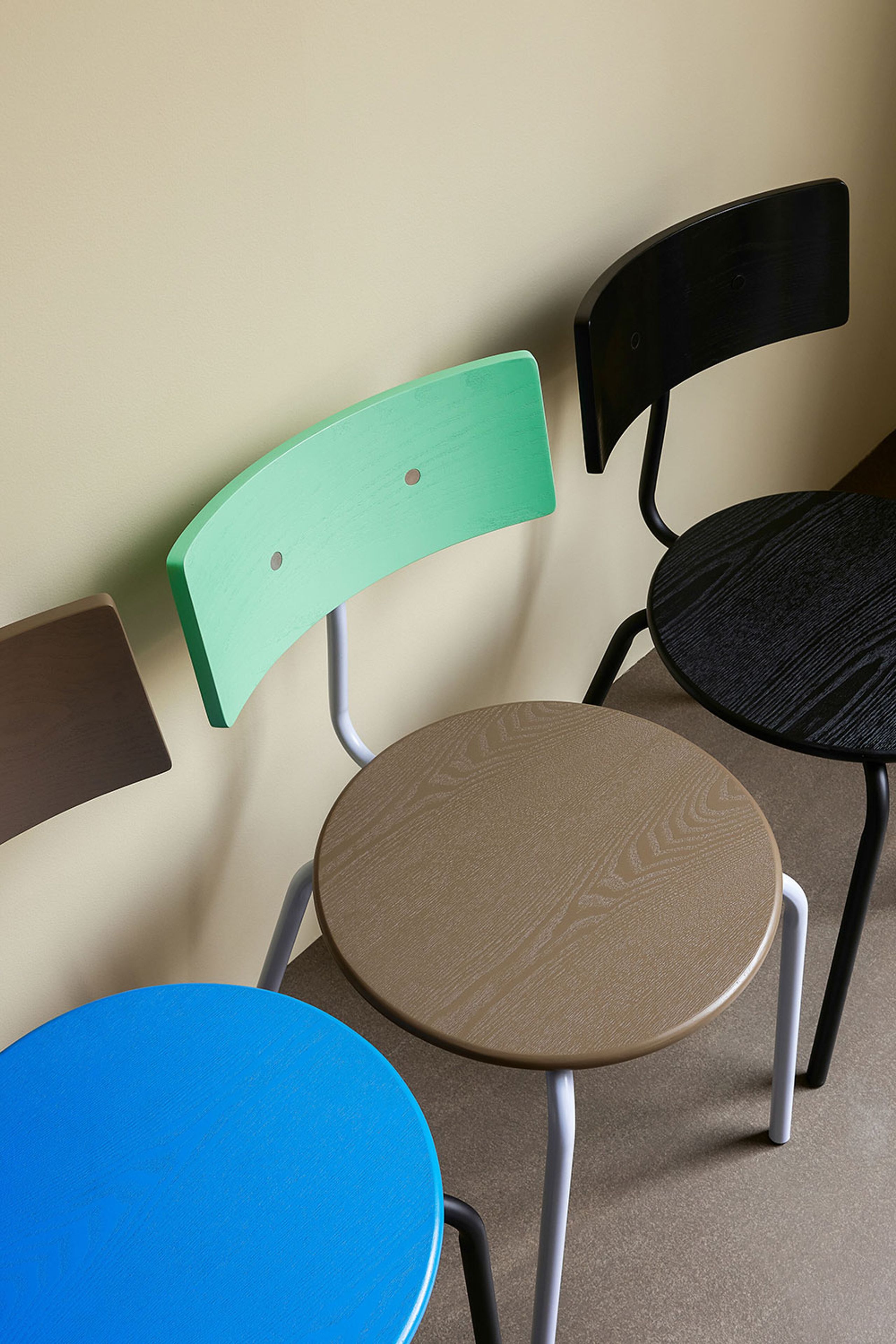 Hübsch - Jídelní židle - Koi Dining Chair - Black / Blue / Brown