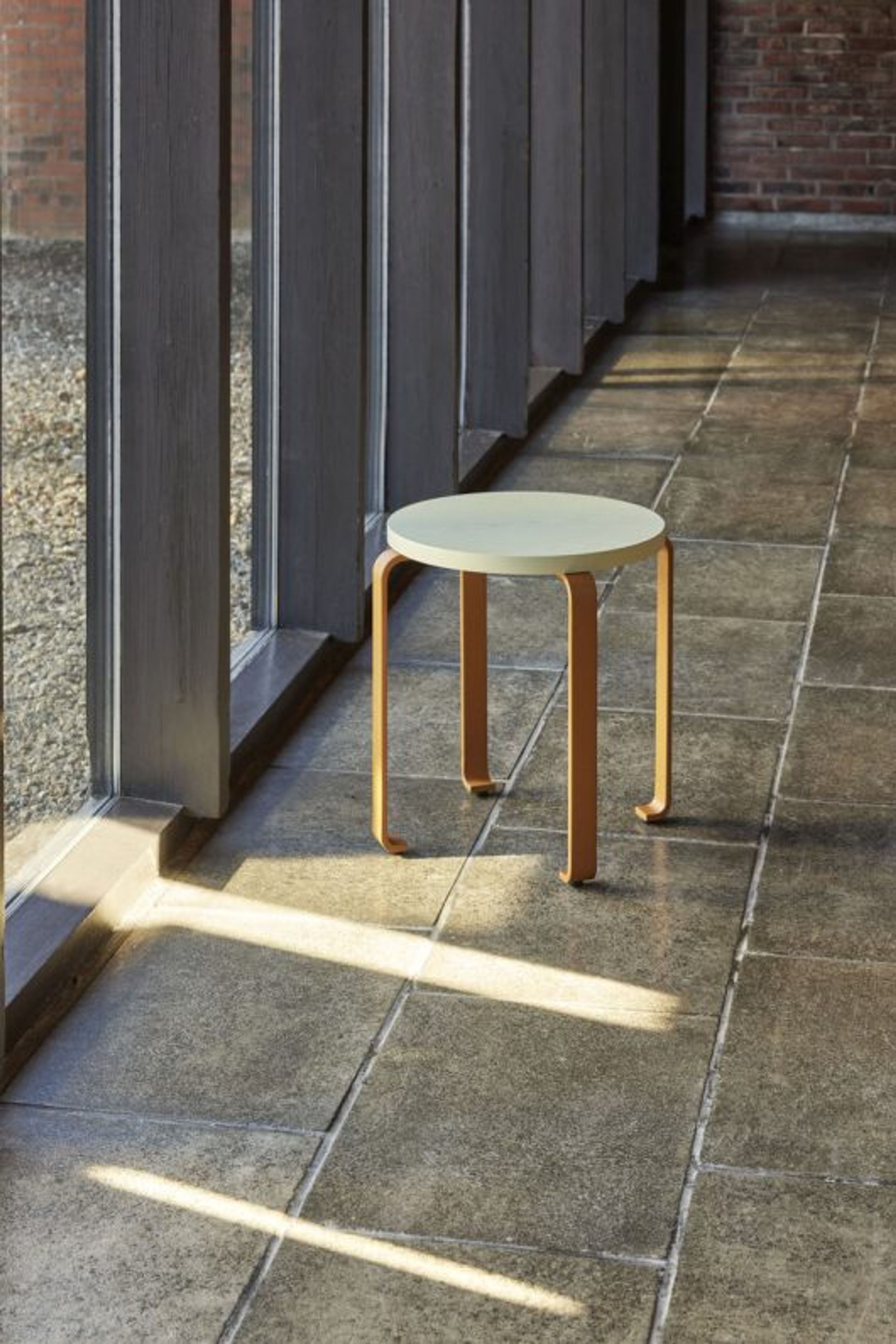 Hübsch - Chair - Smile Stool - Light green/Orange