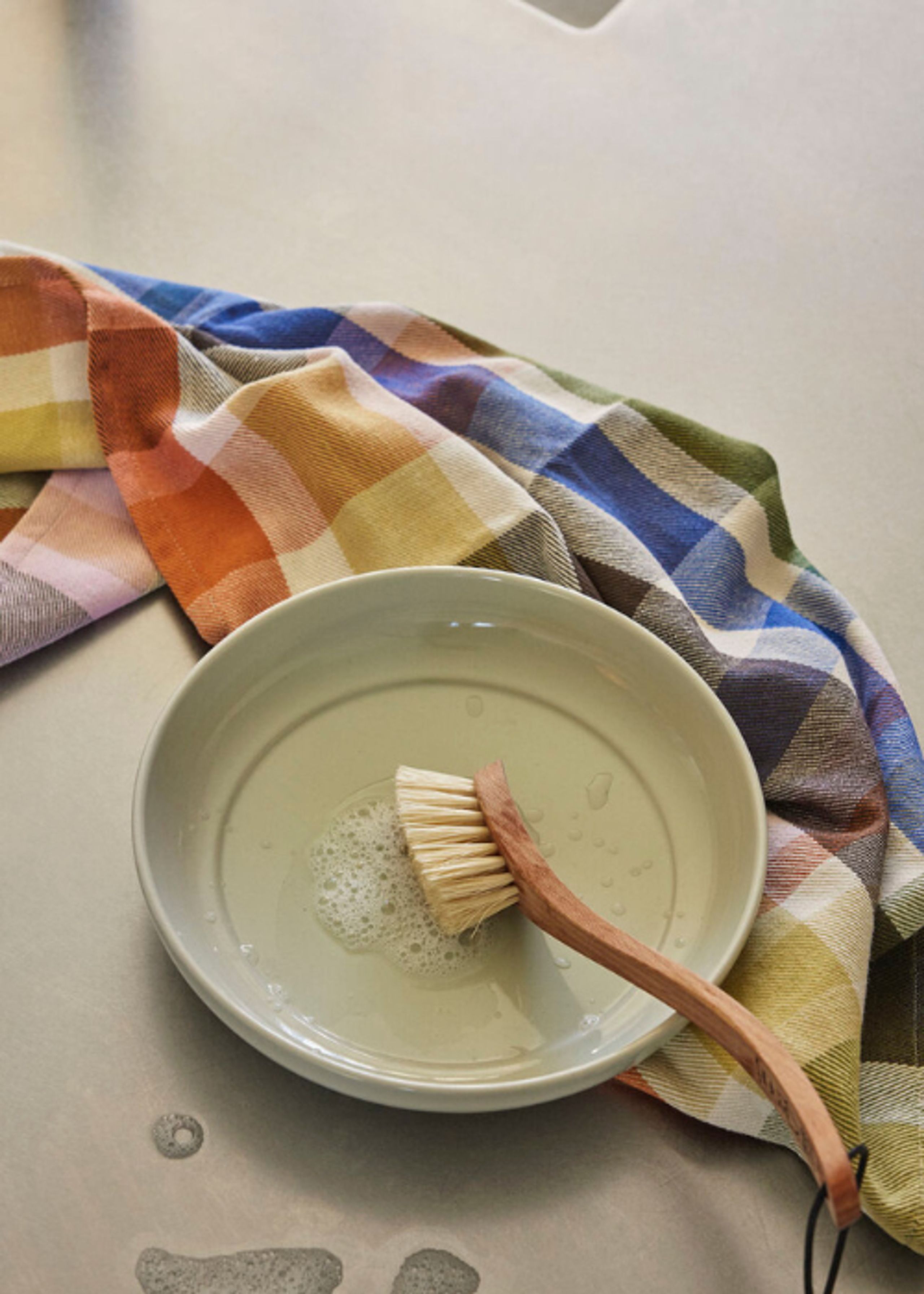 Hübsch - Plate - Amare Dyb Tallerken - Brown