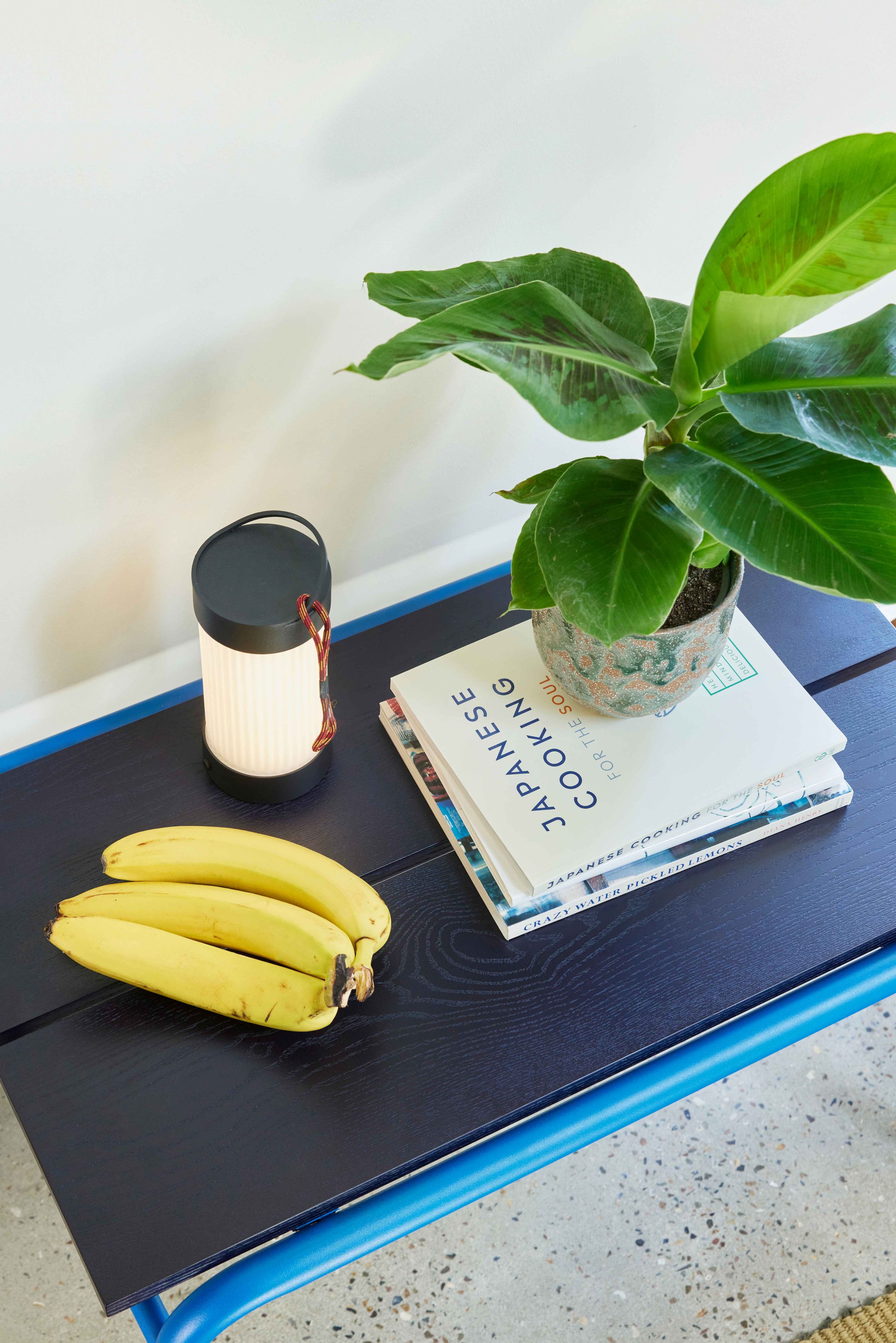 Hübsch - Bank - Koi Bench - Blue,Dark blue