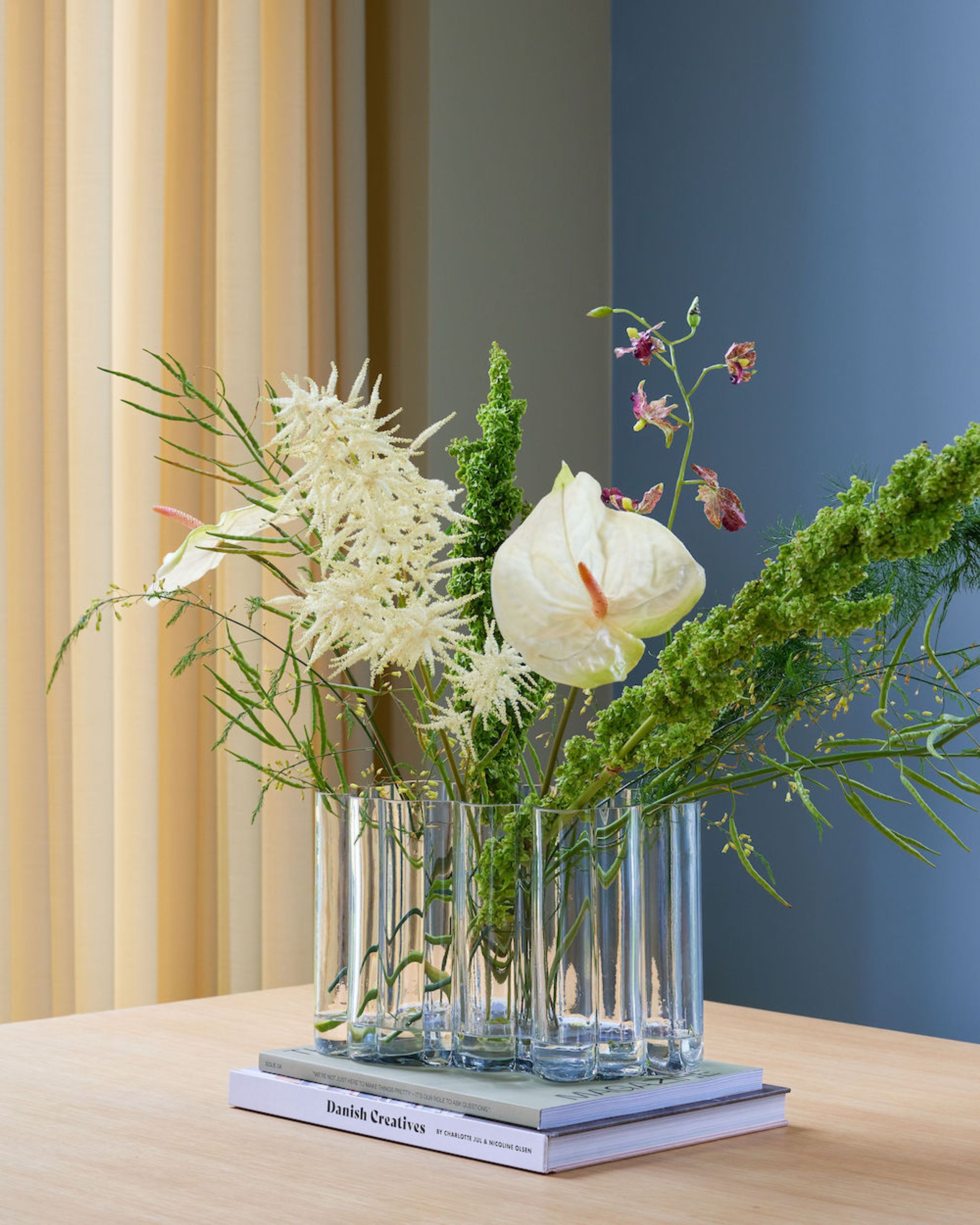 Hübsch - Vaso - Umber Vase - Blå