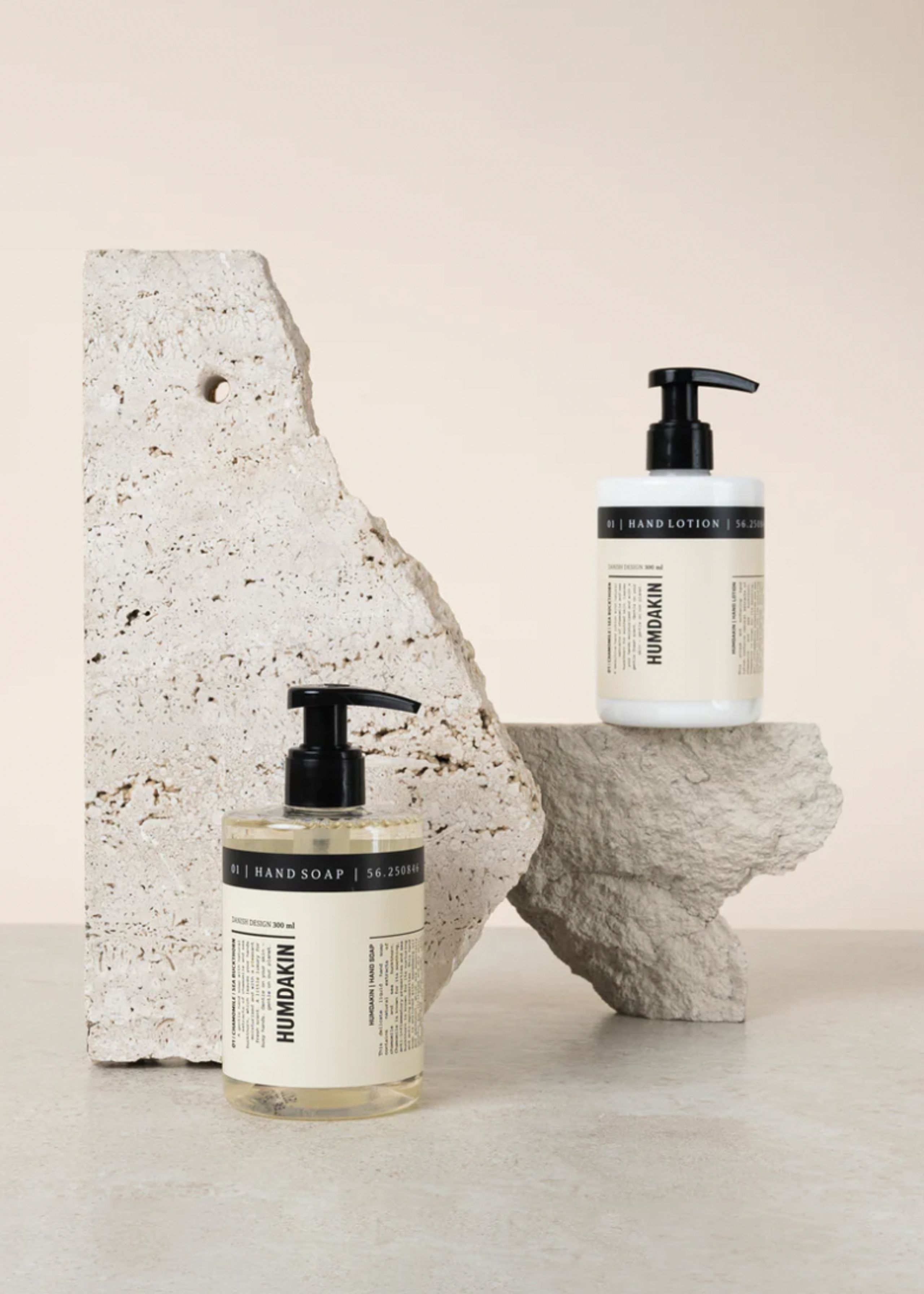 Humdakin - Crema per le mani - Hand Care Kit - Chamomile and Sea buckthorn - 300 ml. hand soap & lotion