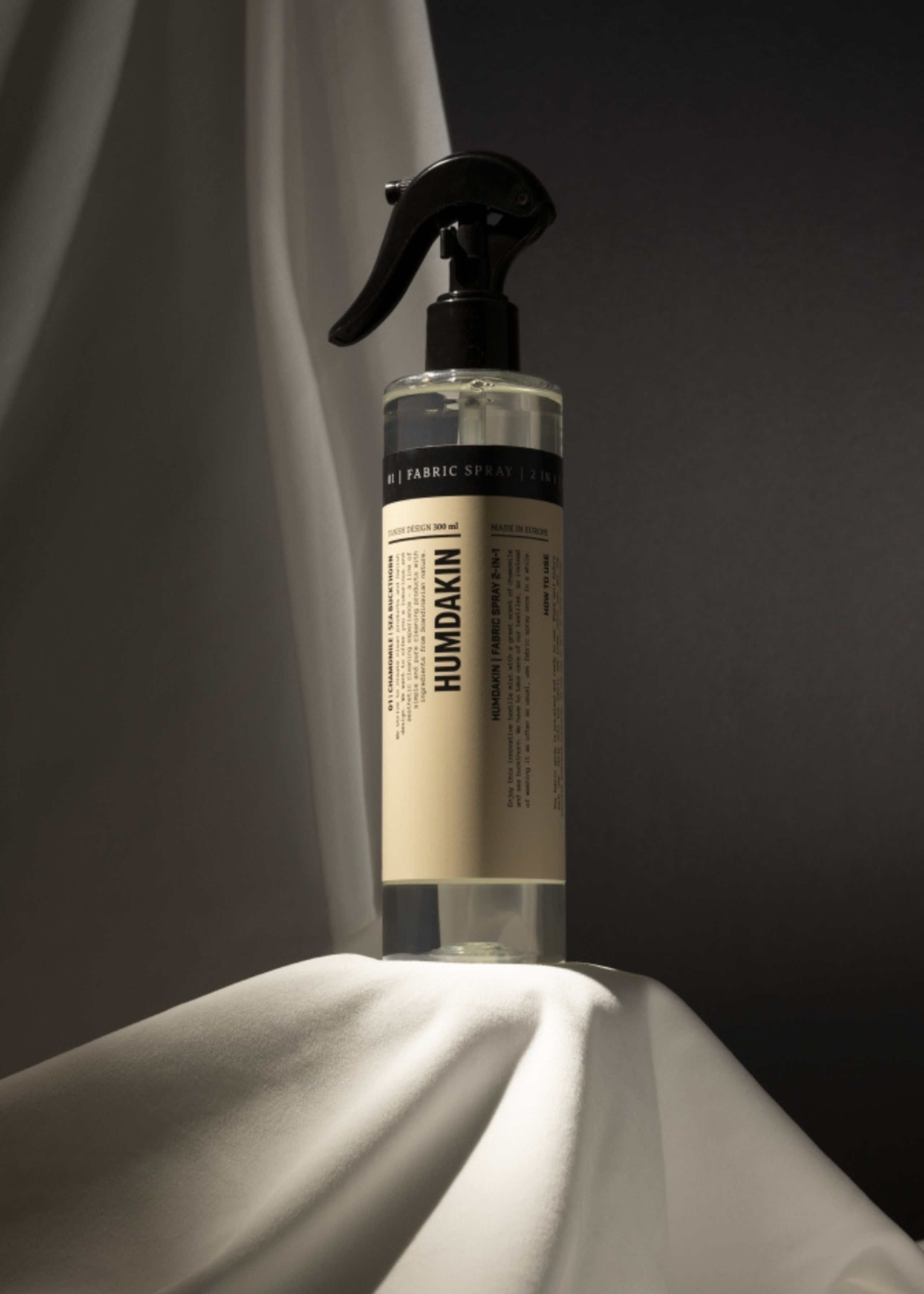 Humdakin - Detergente - Fabric spray 2-in-1 - Kamille og havtorn