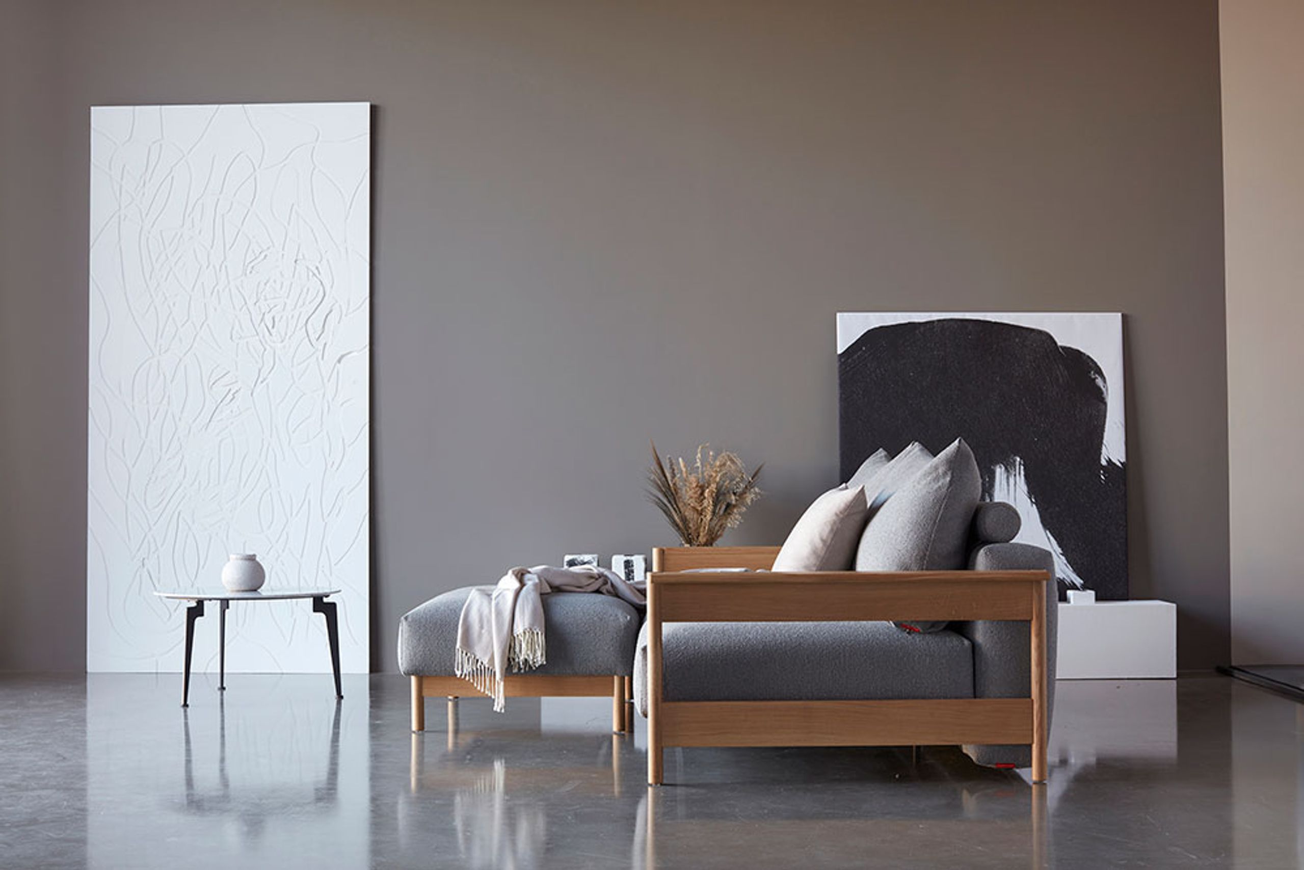 Innovation Living - Canapé - Malloy Wood Sofa Bed - 533