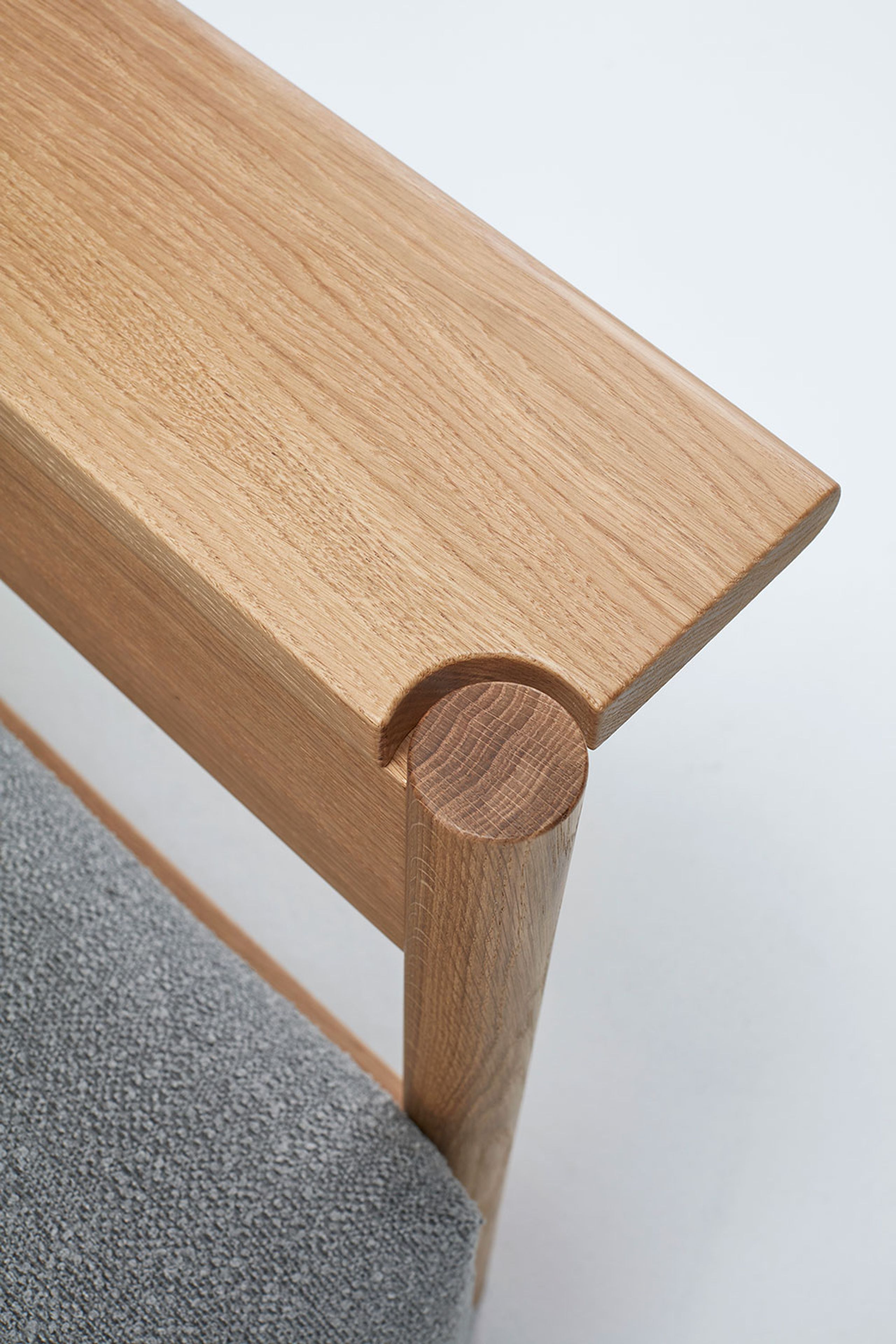 Innovation Living - Canapé - Malloy Wood Sofa Bed - 533