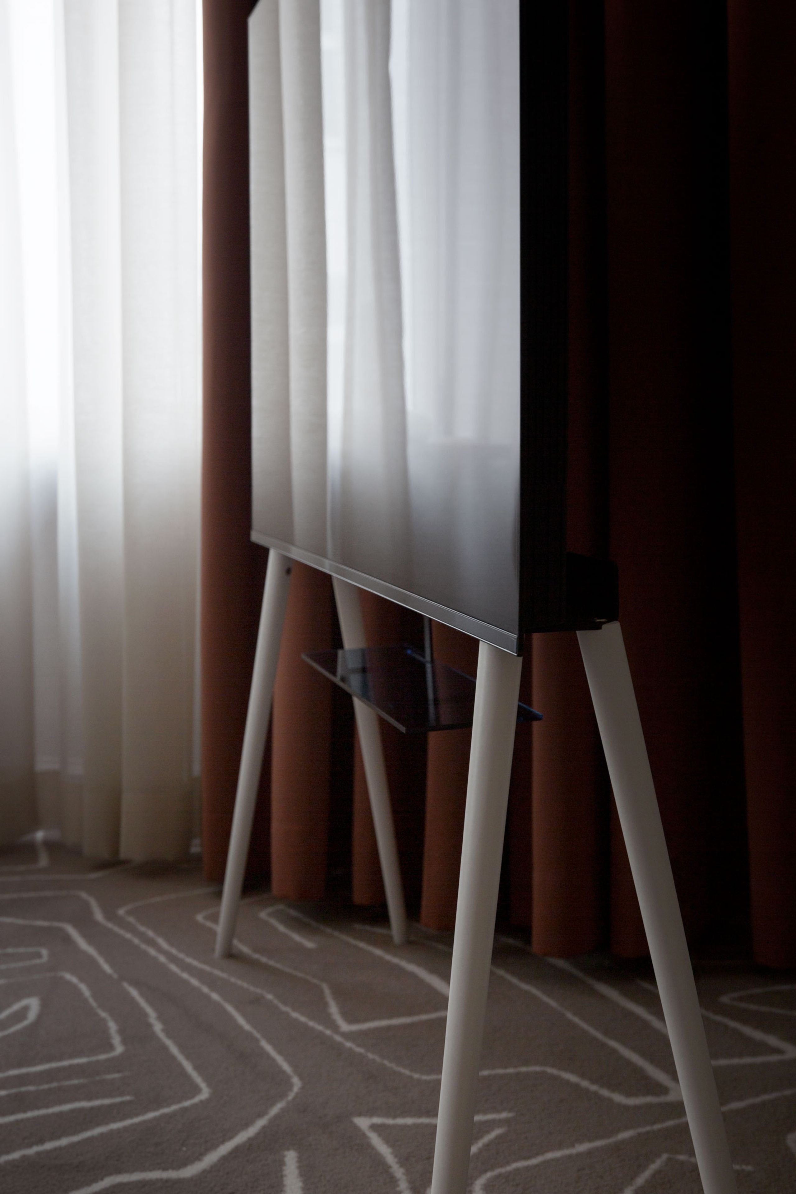 Jalg - TV-teline - Tv-stand Jalg / Xl 55''-77'' - white birch