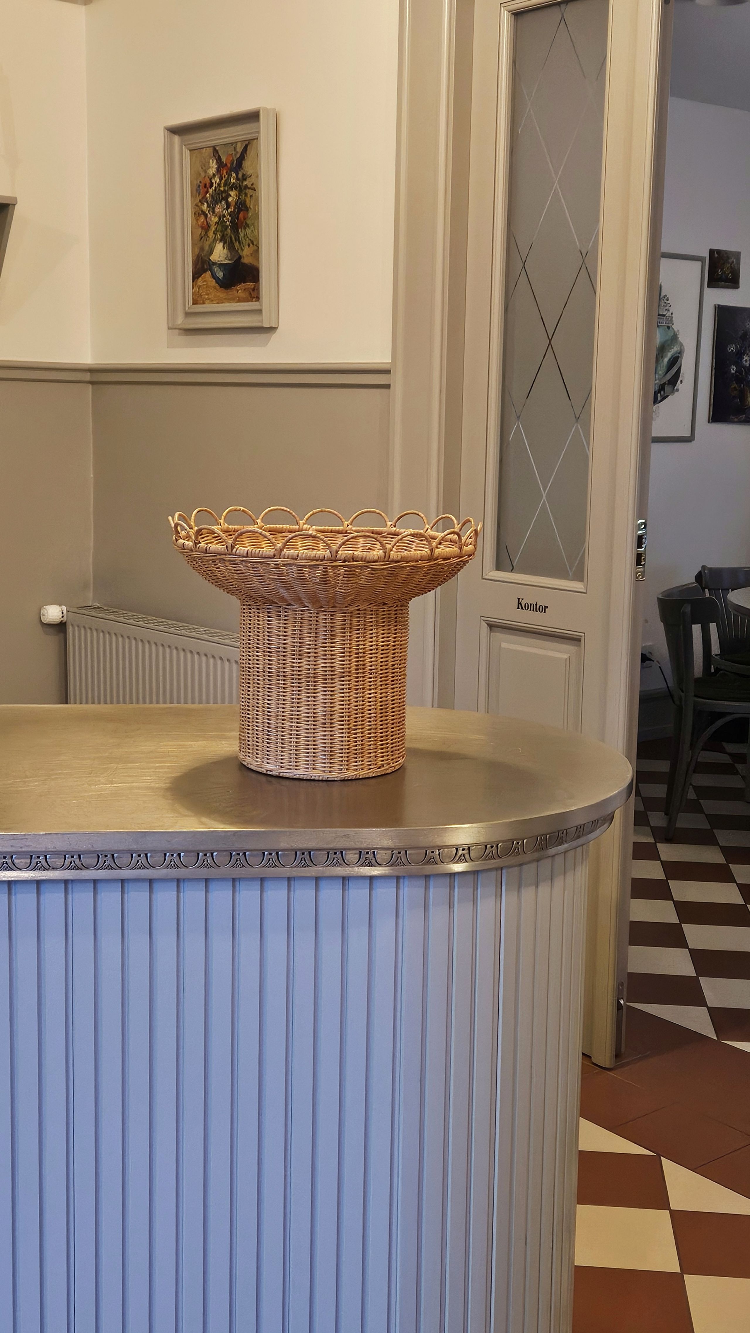 Jou Quilts - Vase - Rattan scallop stand - Natur