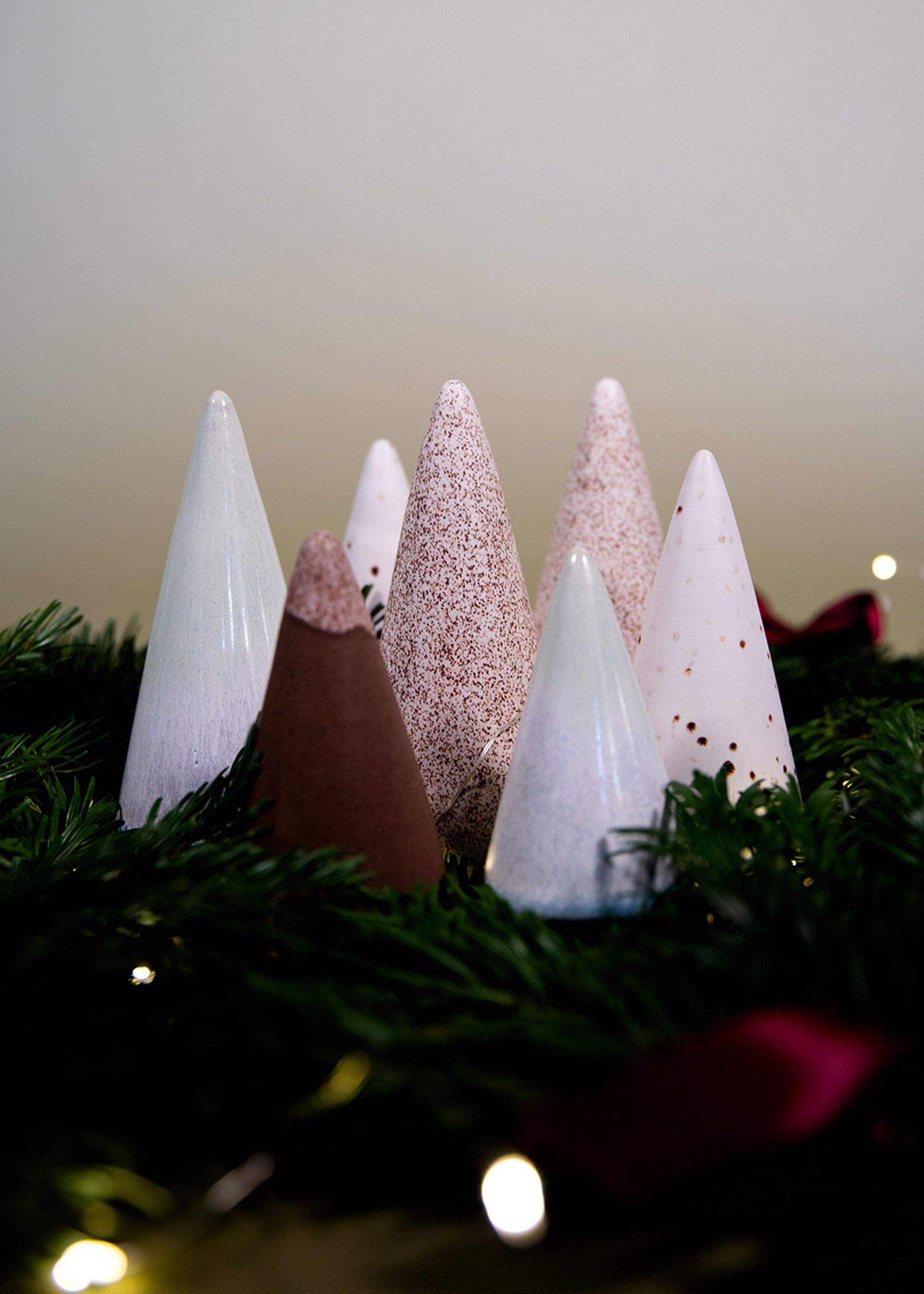 Julie Damhus - Christmas Ornaments - Ceramic Christmas tree - Cortado w. top