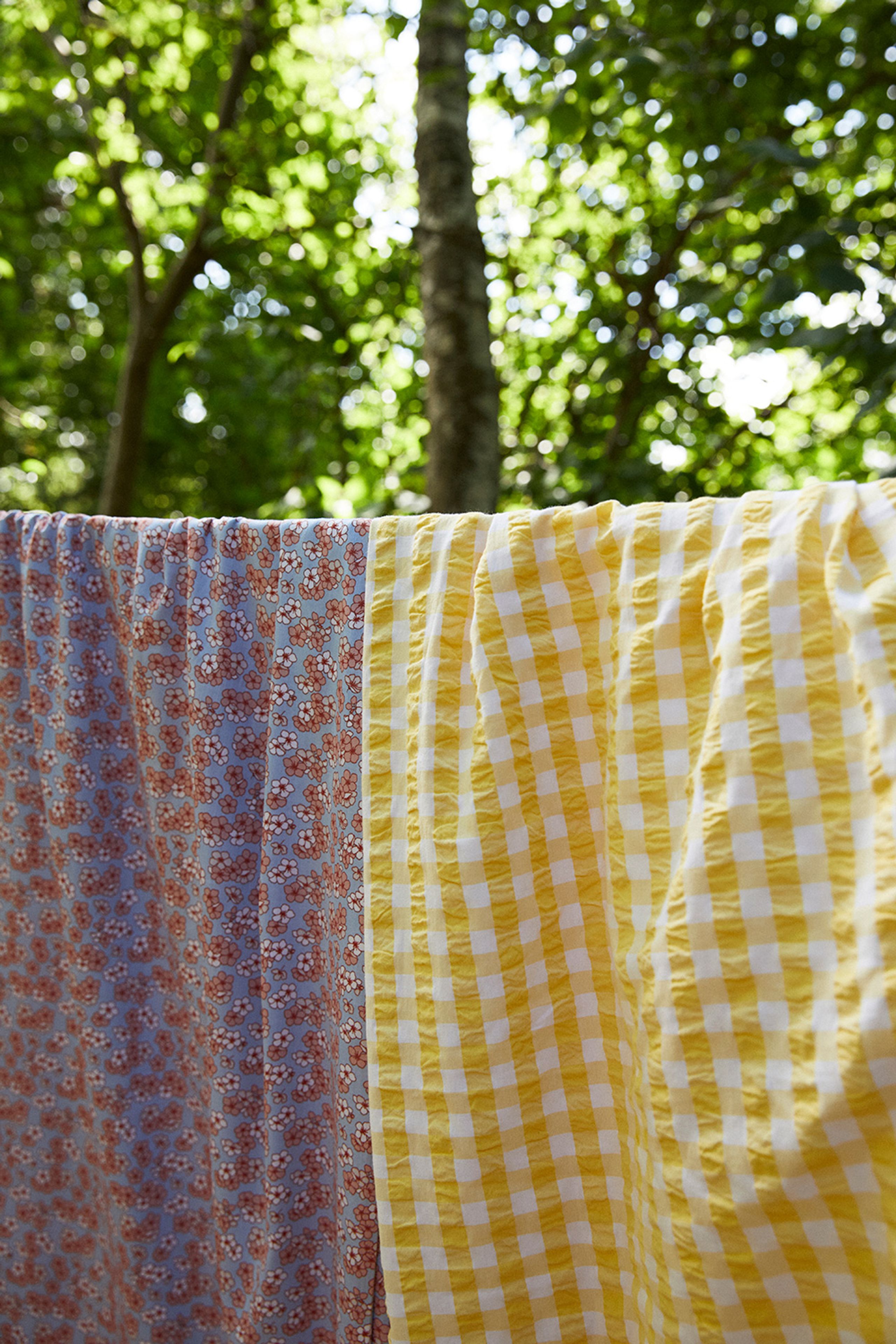 JUNA - Bed linen - Bæk&Bølge Linens - Yellow/White - Double