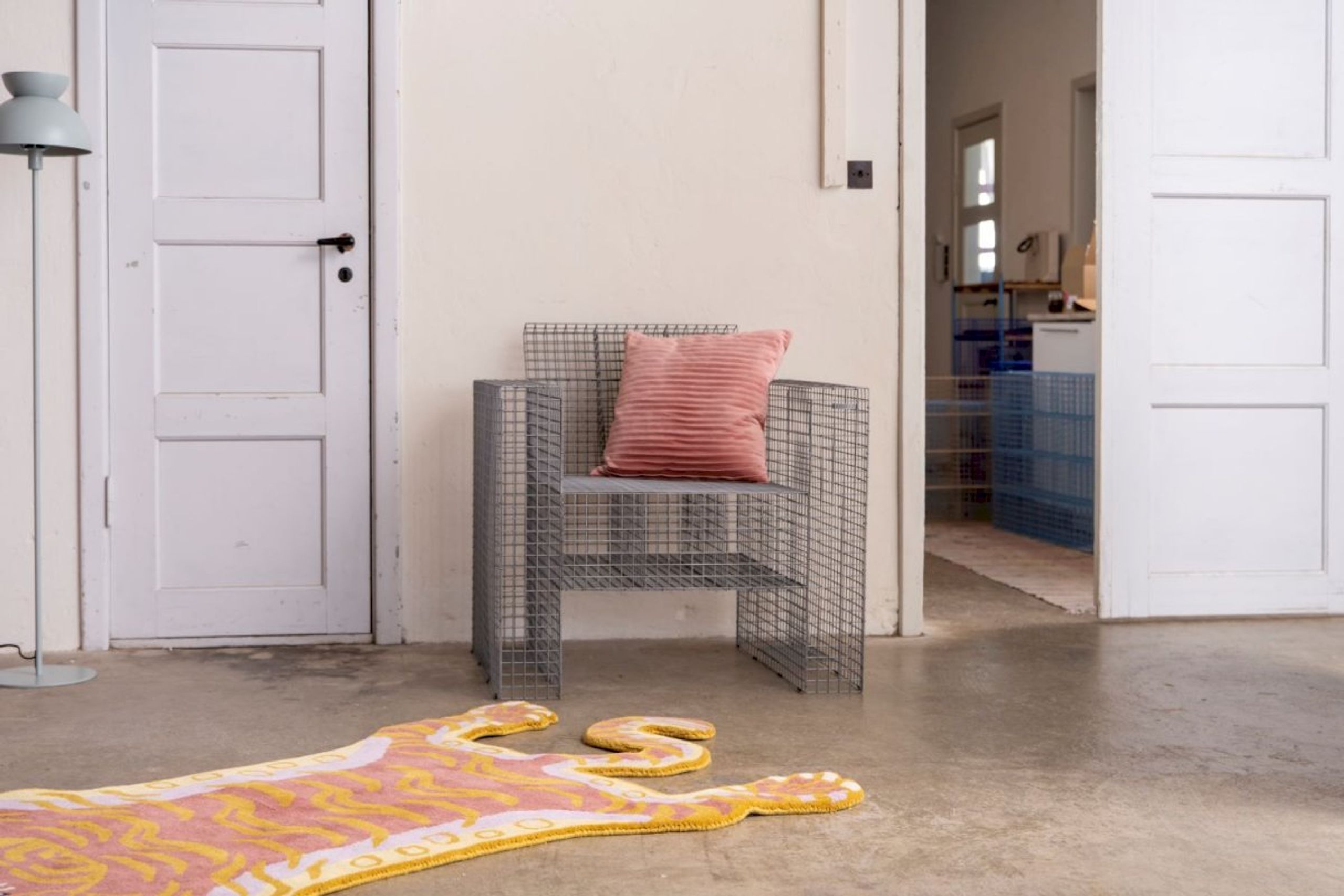 Kalager Design - Lounge chair - Wire Lounge Chair, Small - Rustic Grey