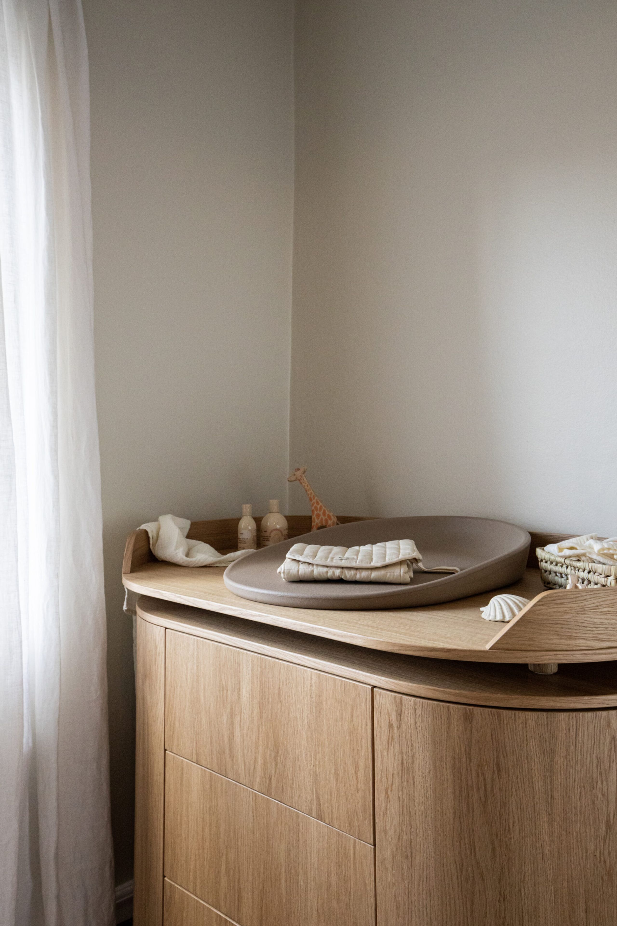 KAS Kopenhagen - I bambini - KAI Dresser - Oak veneer