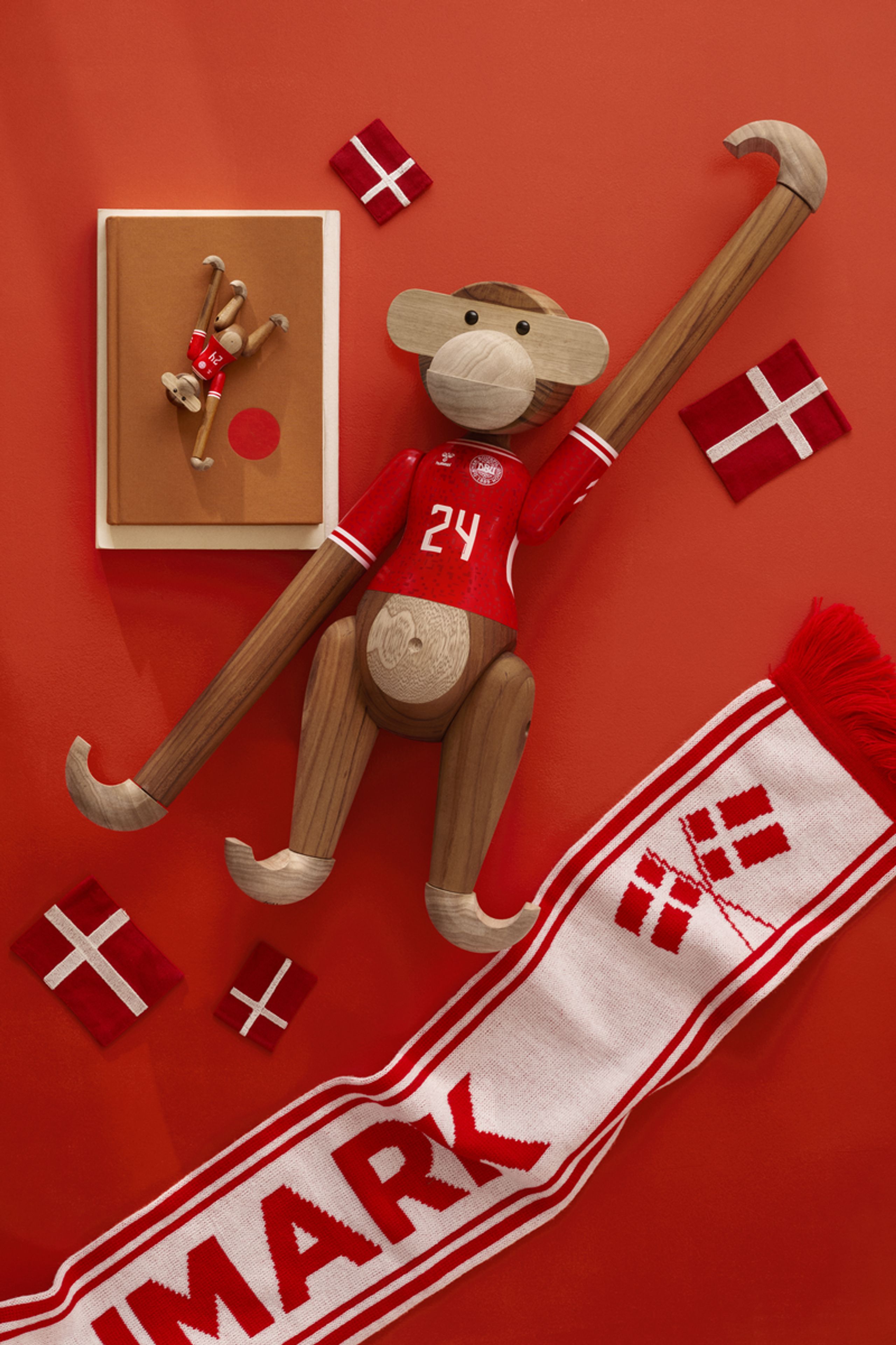 Kay Bojesen Denmark - Kuva - Monkey x DBU - Men's 2024 medium teak/limba