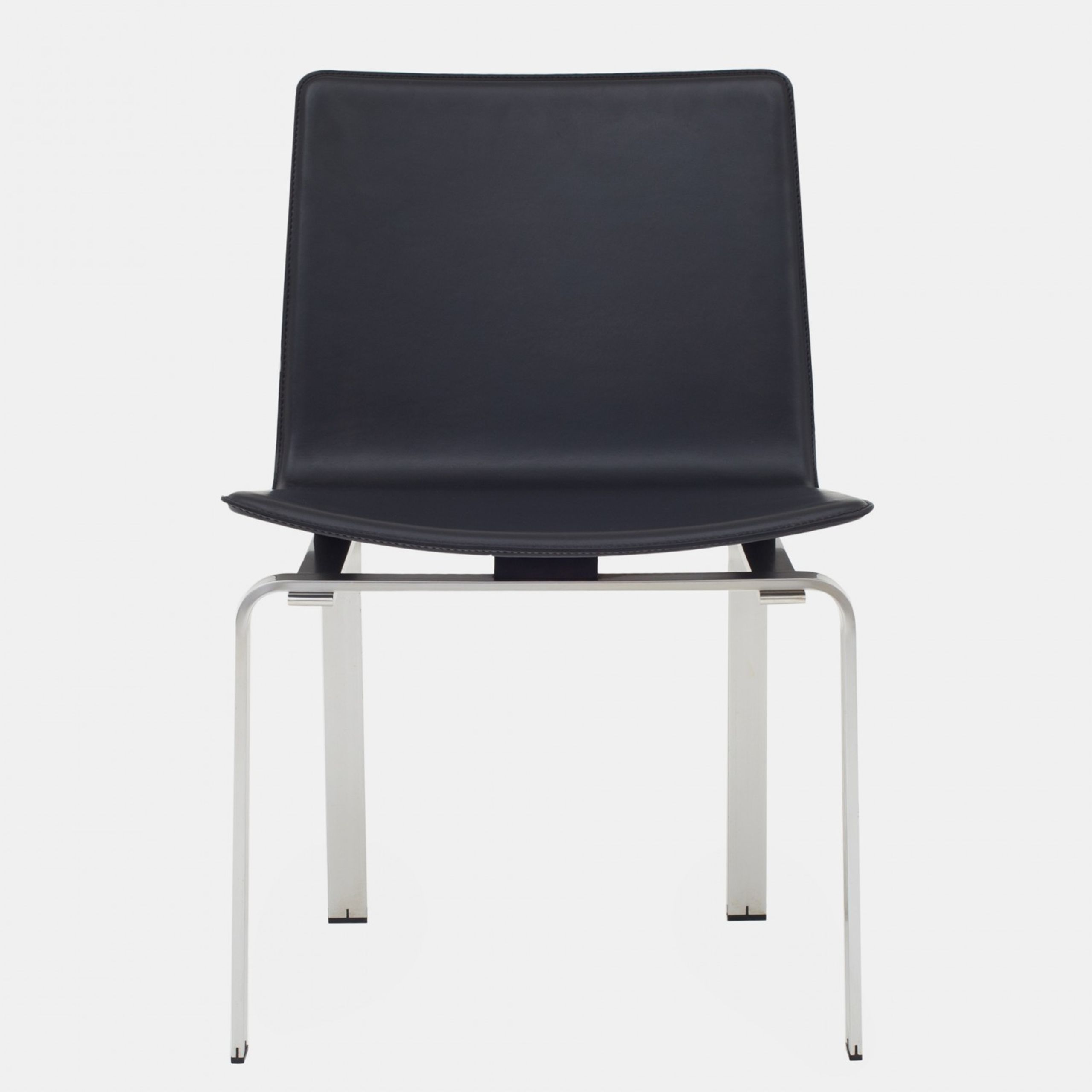 Klassik Studio - Stuhl - JH 3 Dining Chair - Brushed Steel/Black Leather