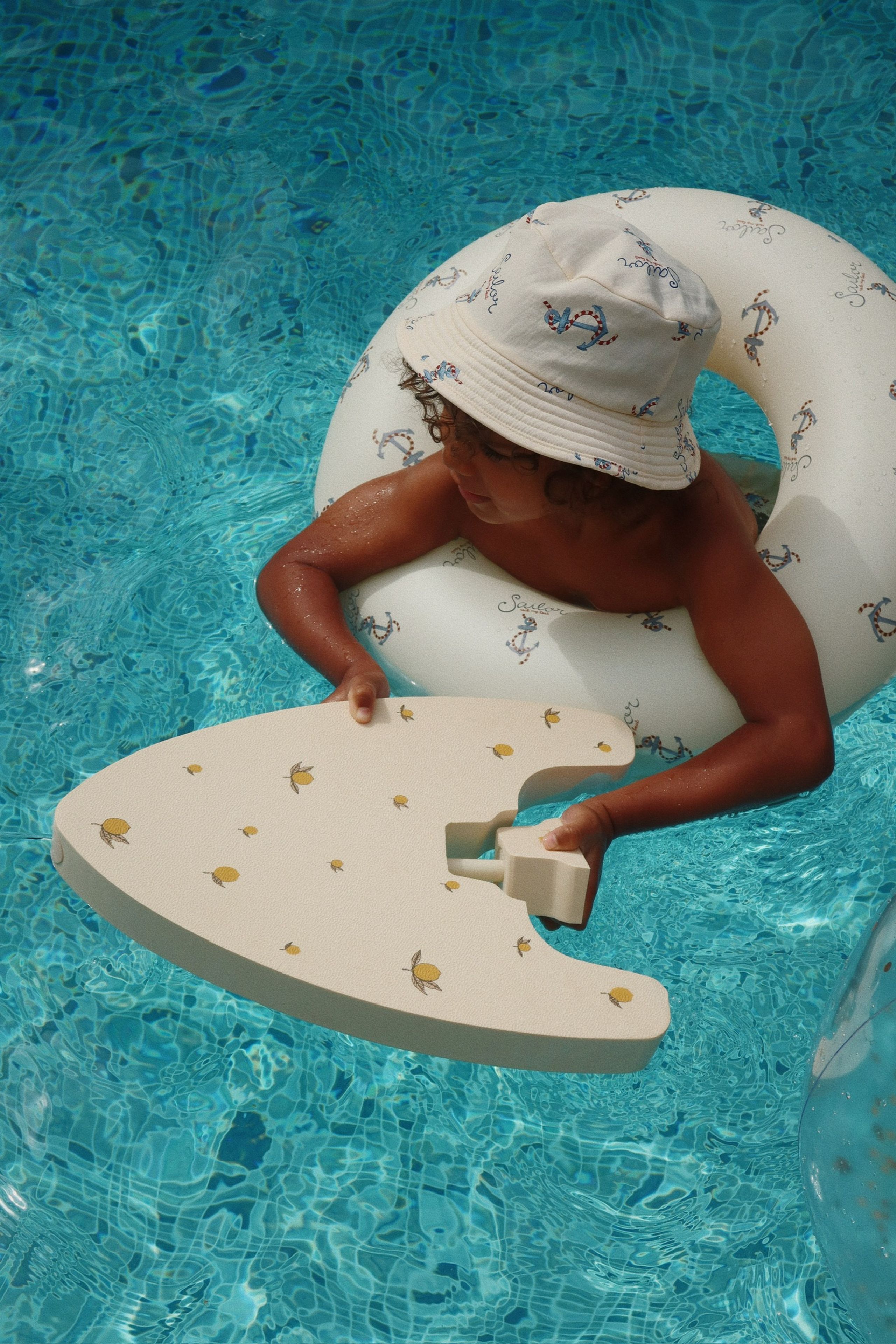 Konges Sløjd - Leksaker för badkar - Float Board Blaster - LEMON