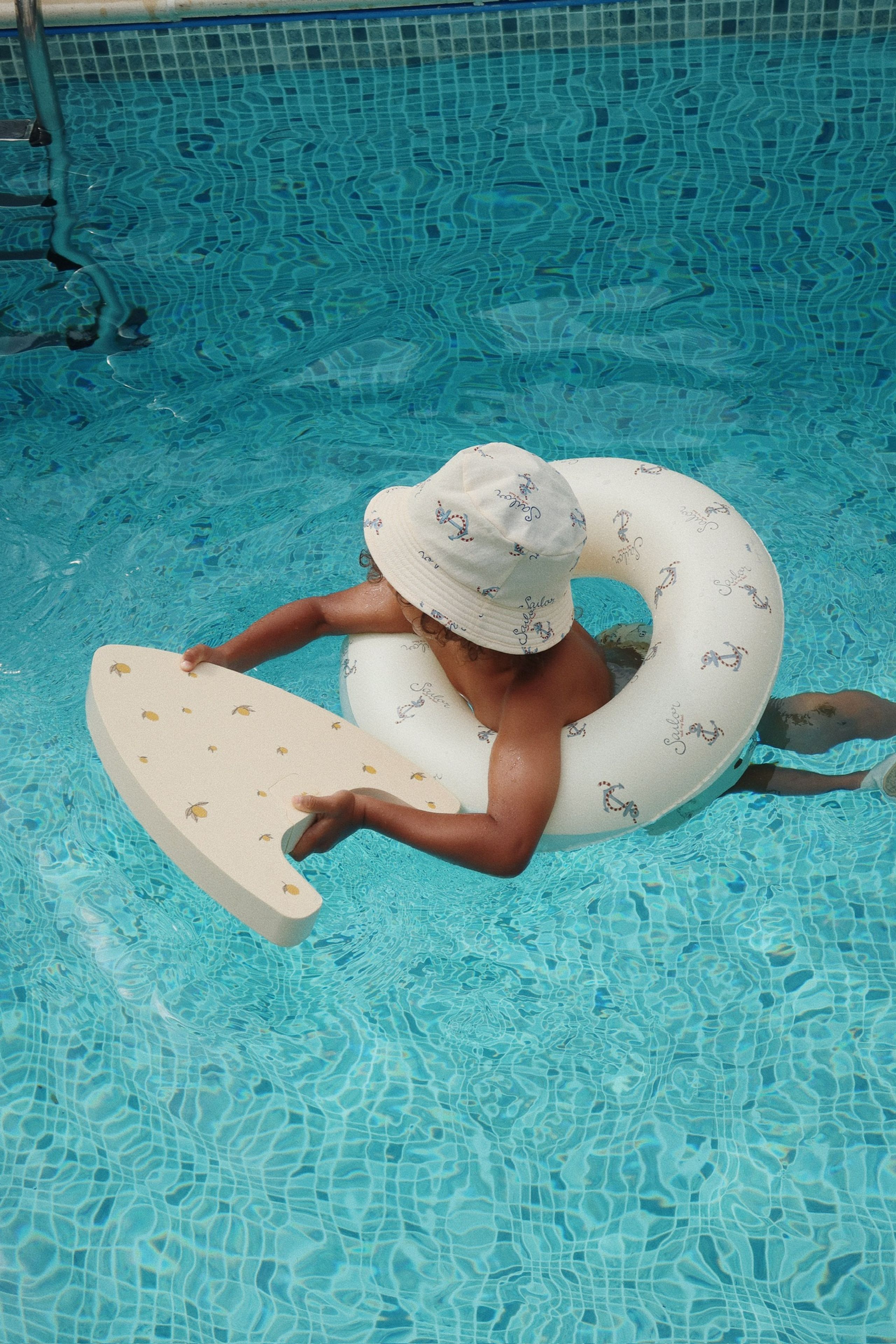 Konges Sløjd - Leksaker för badkar - Float Board Blaster - LEMON