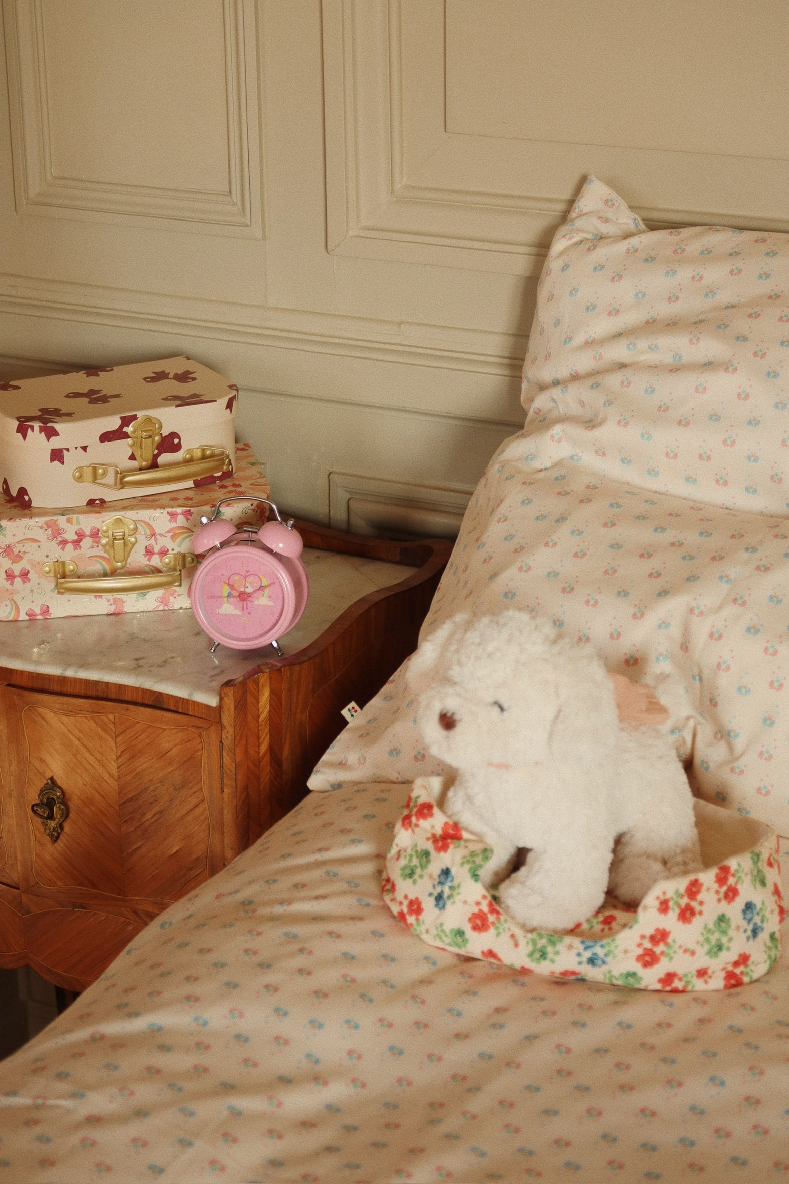 Konges Sløjd - Plüschtier - Madeleine Puppy - FIOLA