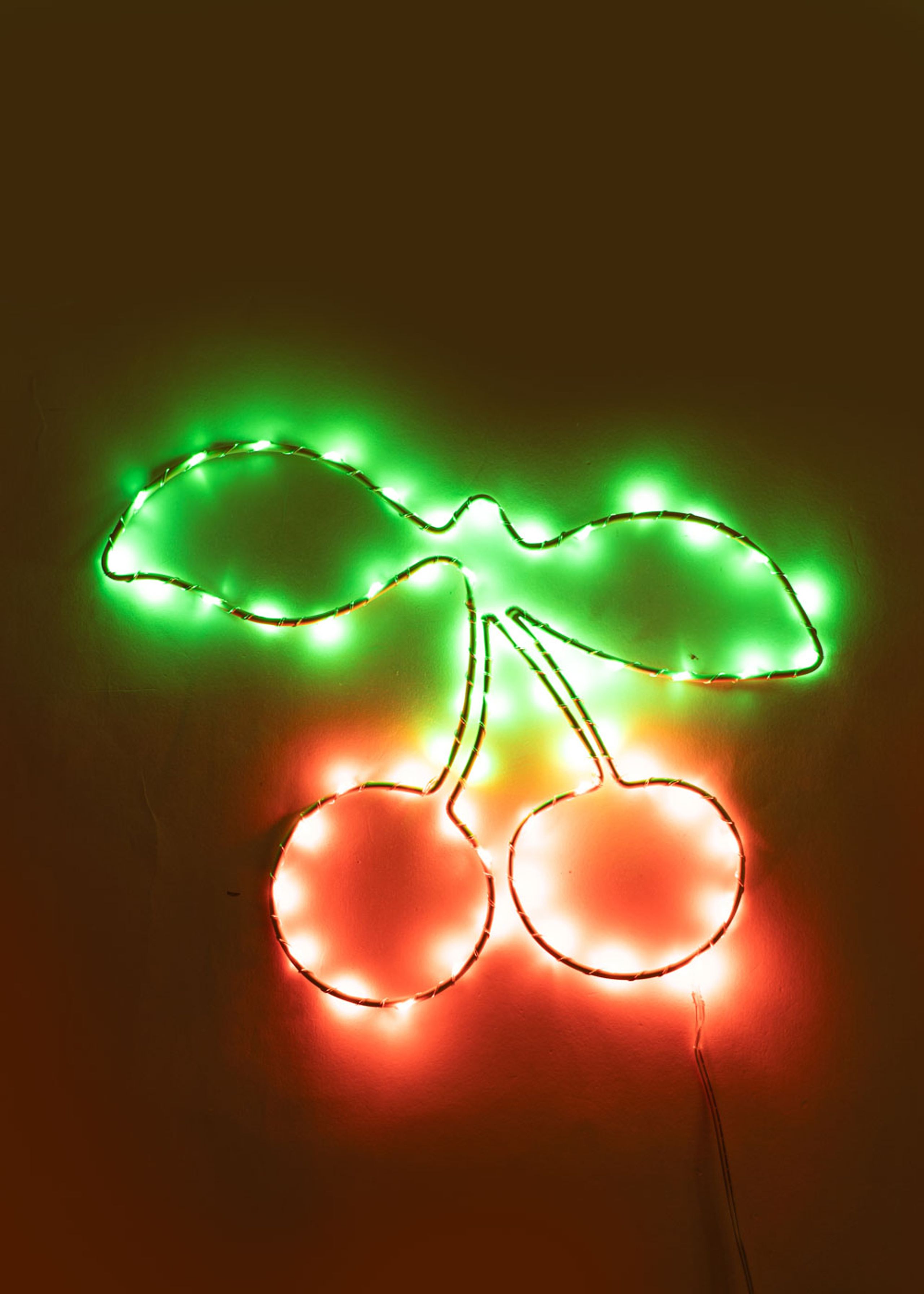 Konges Sløjd - Børnelampe - Konges Sløjd Wire Lampe - Cherry