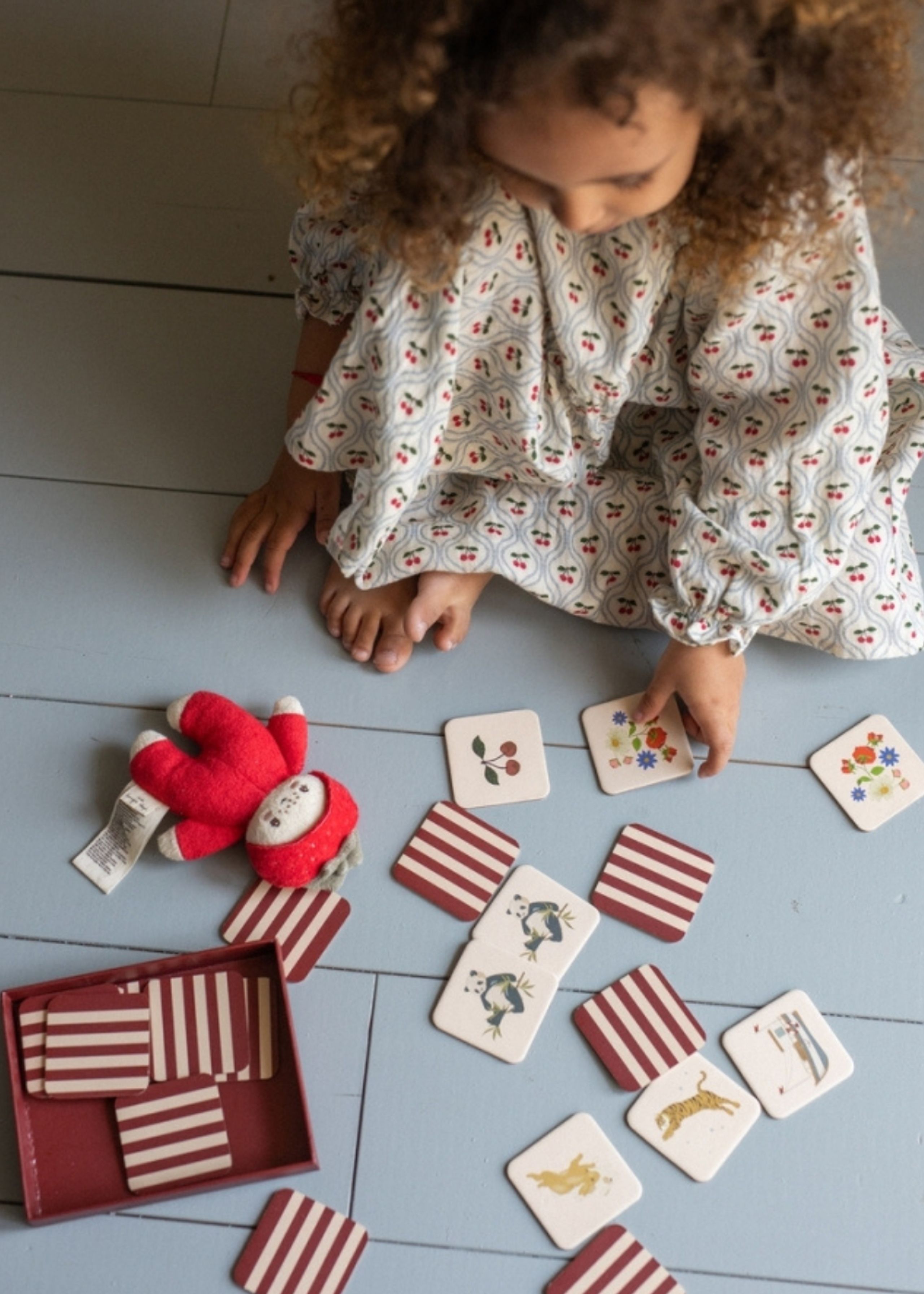 Konges Sløjd - Børnespil - CARDBOARD MEMORY GAME FSC - Beige