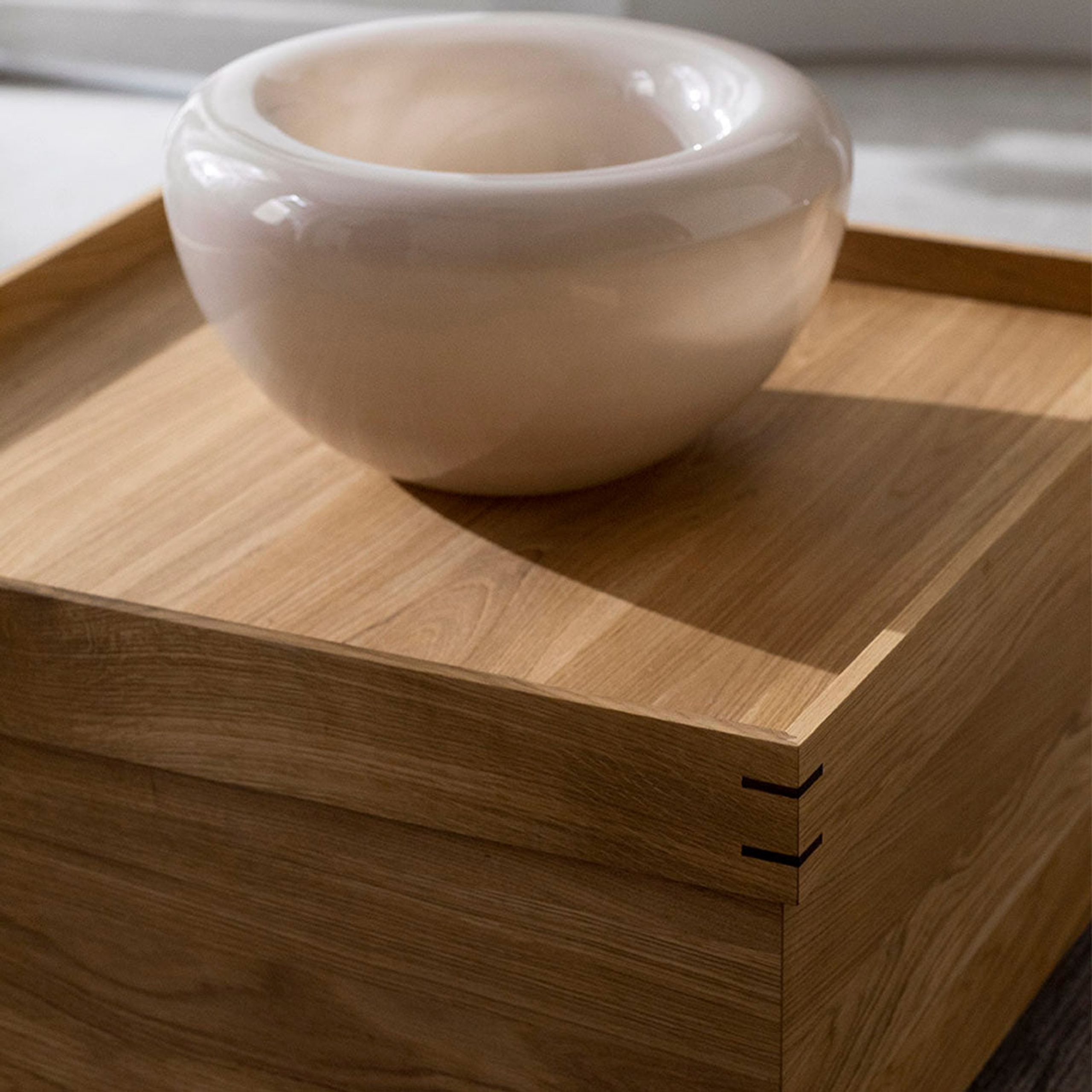 Kristina Dam Studio - Stolik na tacę - Japanese Tray Table - Oak Dark Oiled - Large