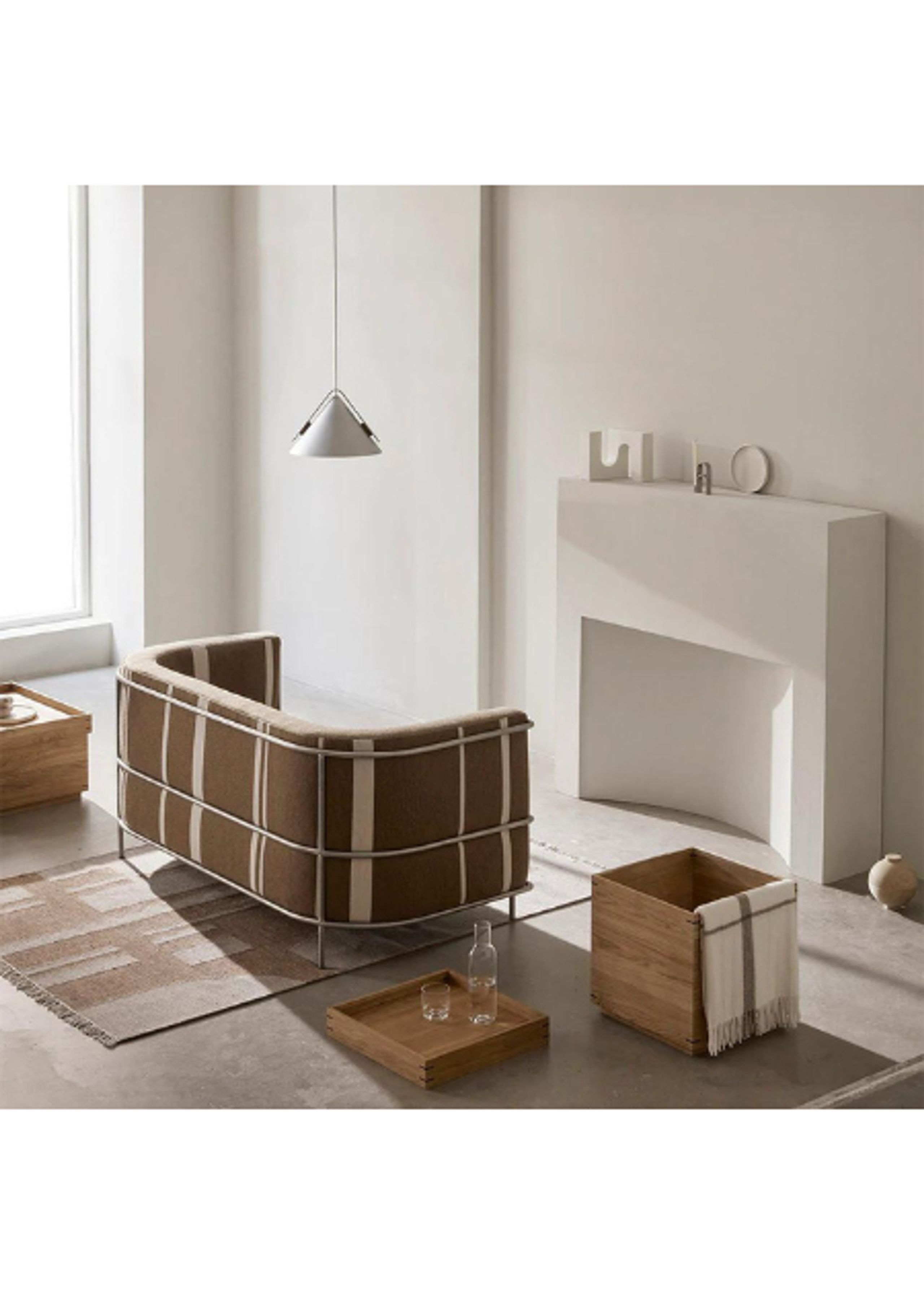 Kristina Dam Studio - Bakkebord - Japanese Tray Table - Oak Dark Oiled - Small