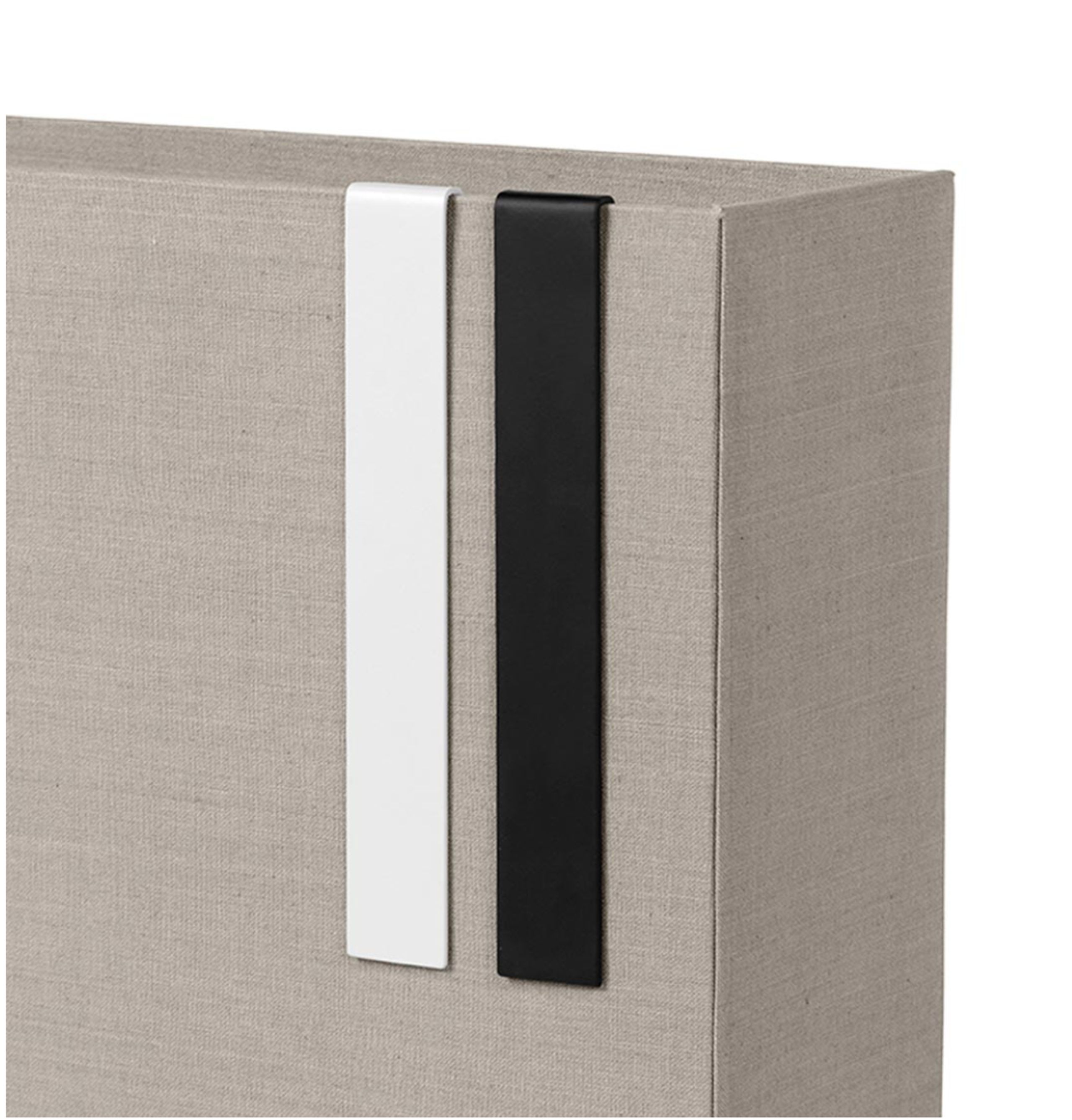 Kristina Dam Studio - - Curved Box Clip - Beige